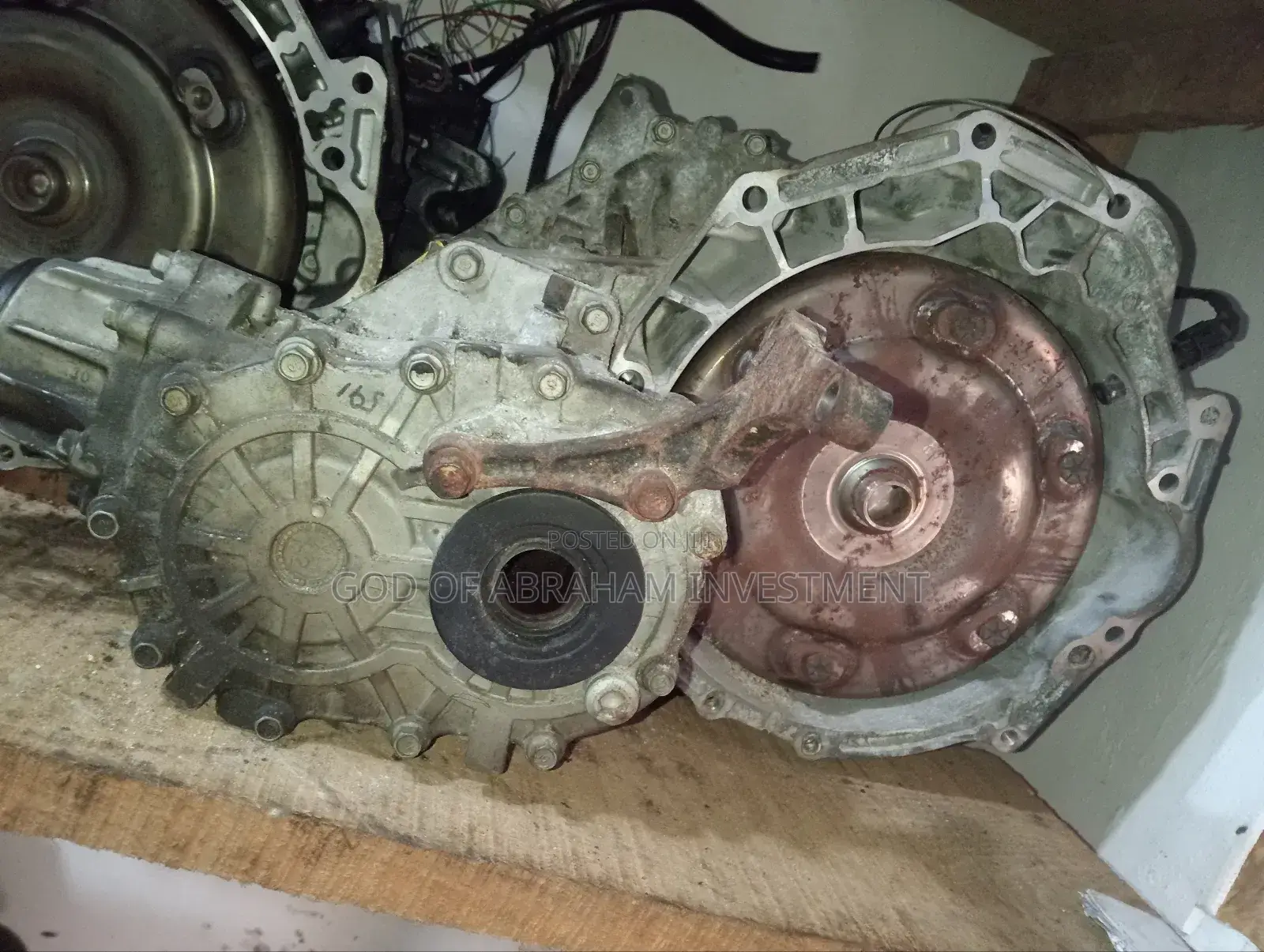 Kia Sorento Gear Box 4by4 2014 Model