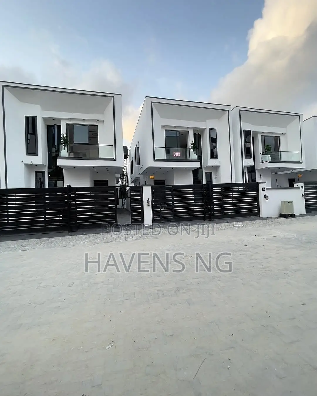 4bdrm Duplex in Ikate for sale