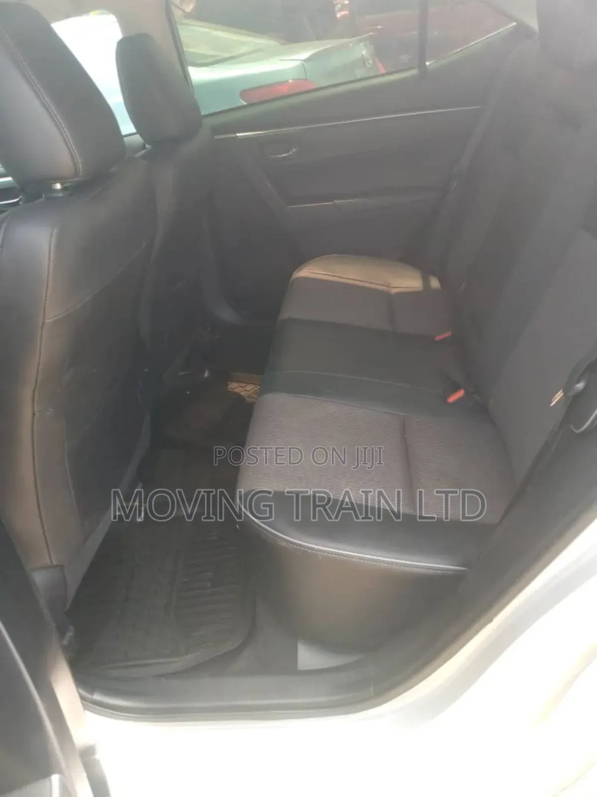 Toyota Corolla S 4dr Sedan (1.8L 4cyl CVT) 2016 Silver