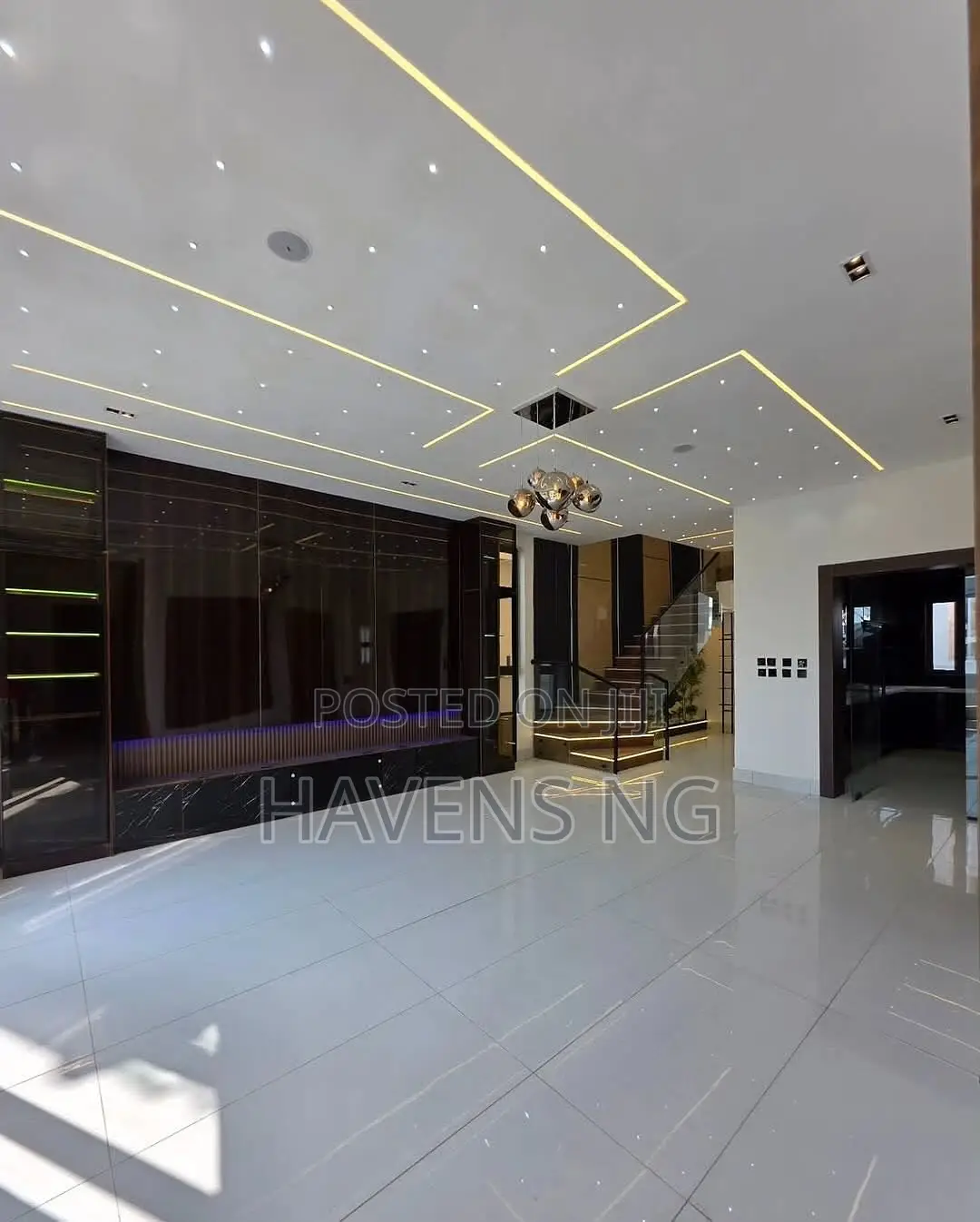 4bdrm Duplex in Lekki Phase 1 for sale