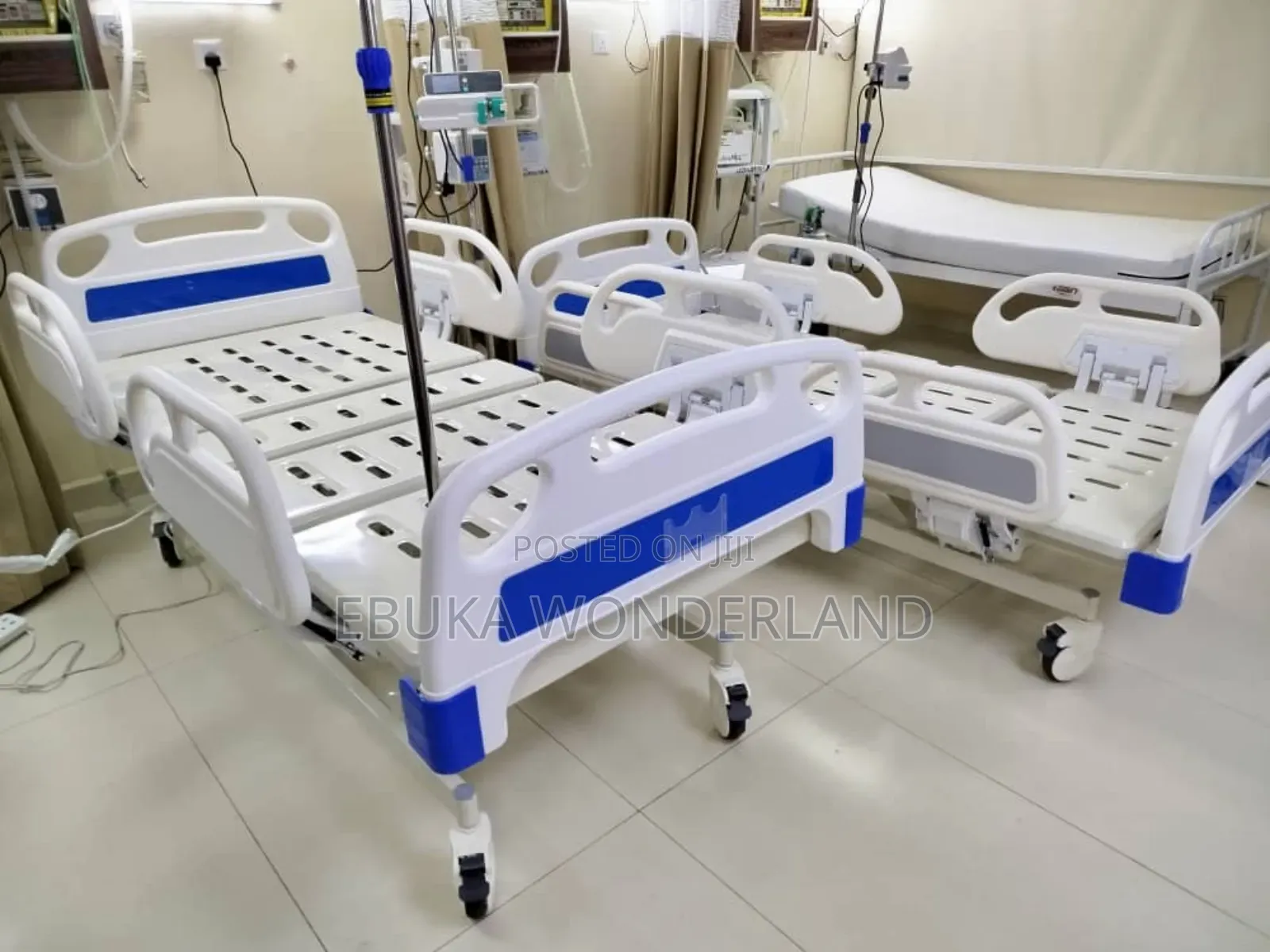 3 Crank Manuel Hospital Bed Abs