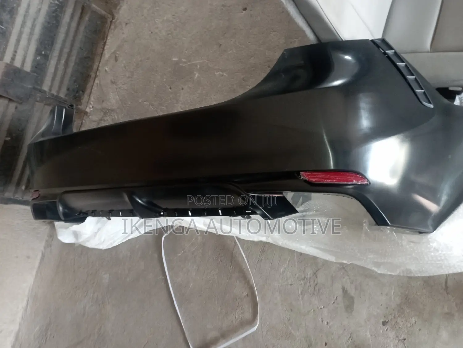 Complete Back Bumper Toyota Camry 2018 Se