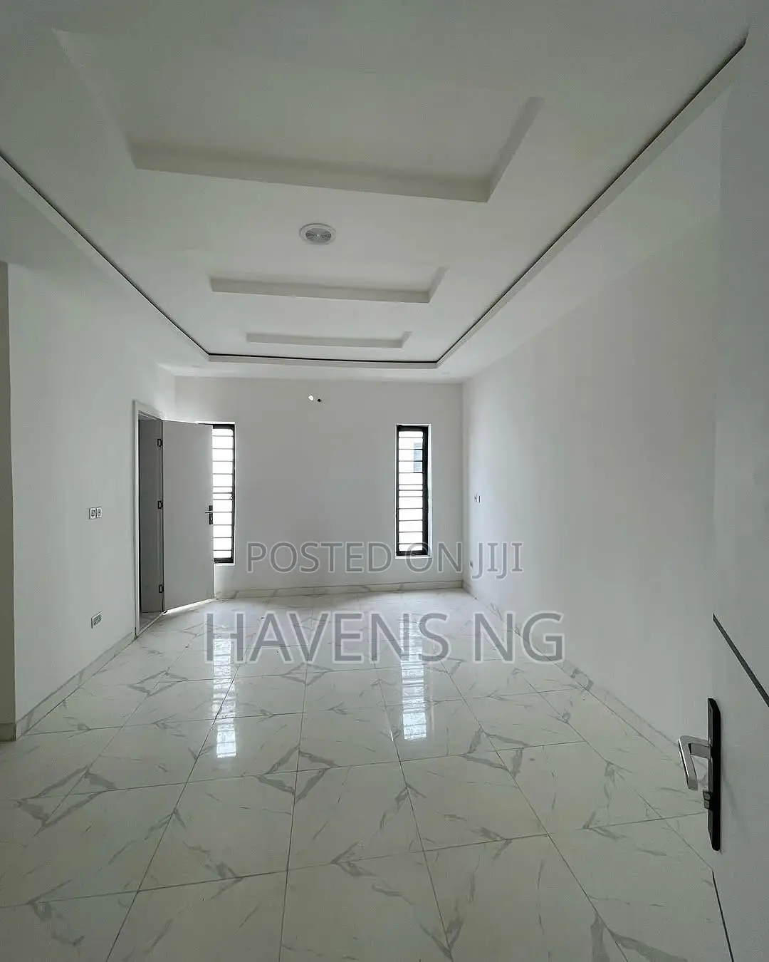 4bdrm Duplex in Ikota for sale
