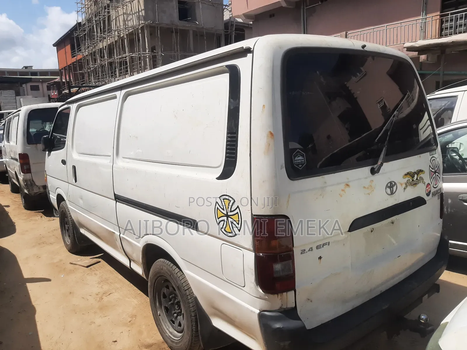 Toyota HiAce 2002 White