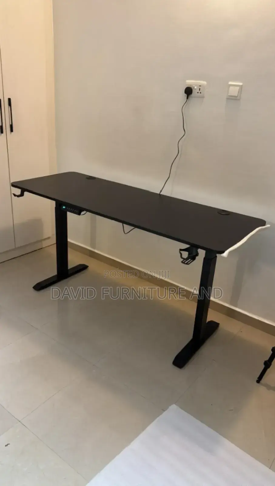Exquisite Electric Table