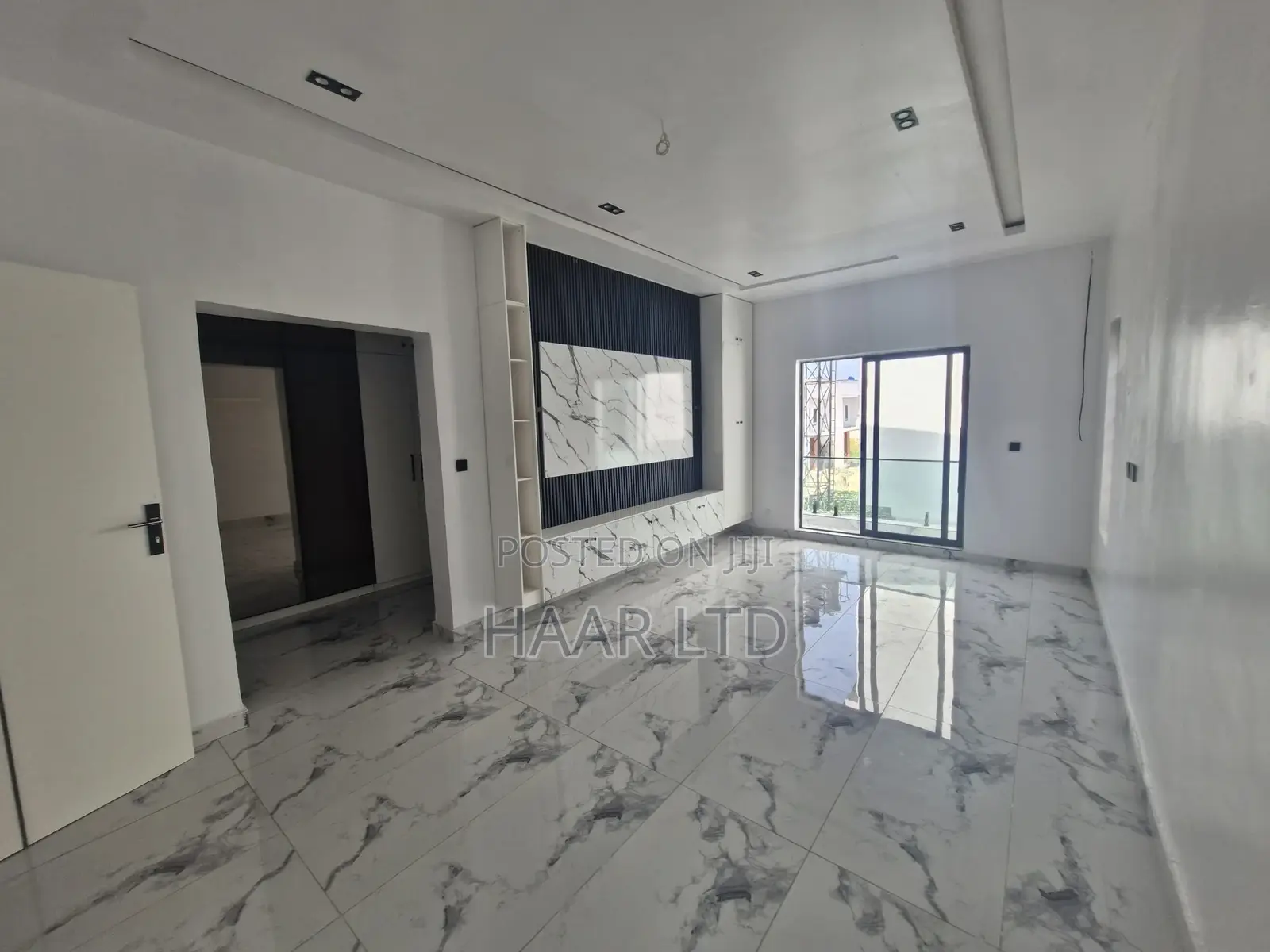 4bdrm Duplex in Ado / Ajah for sale
