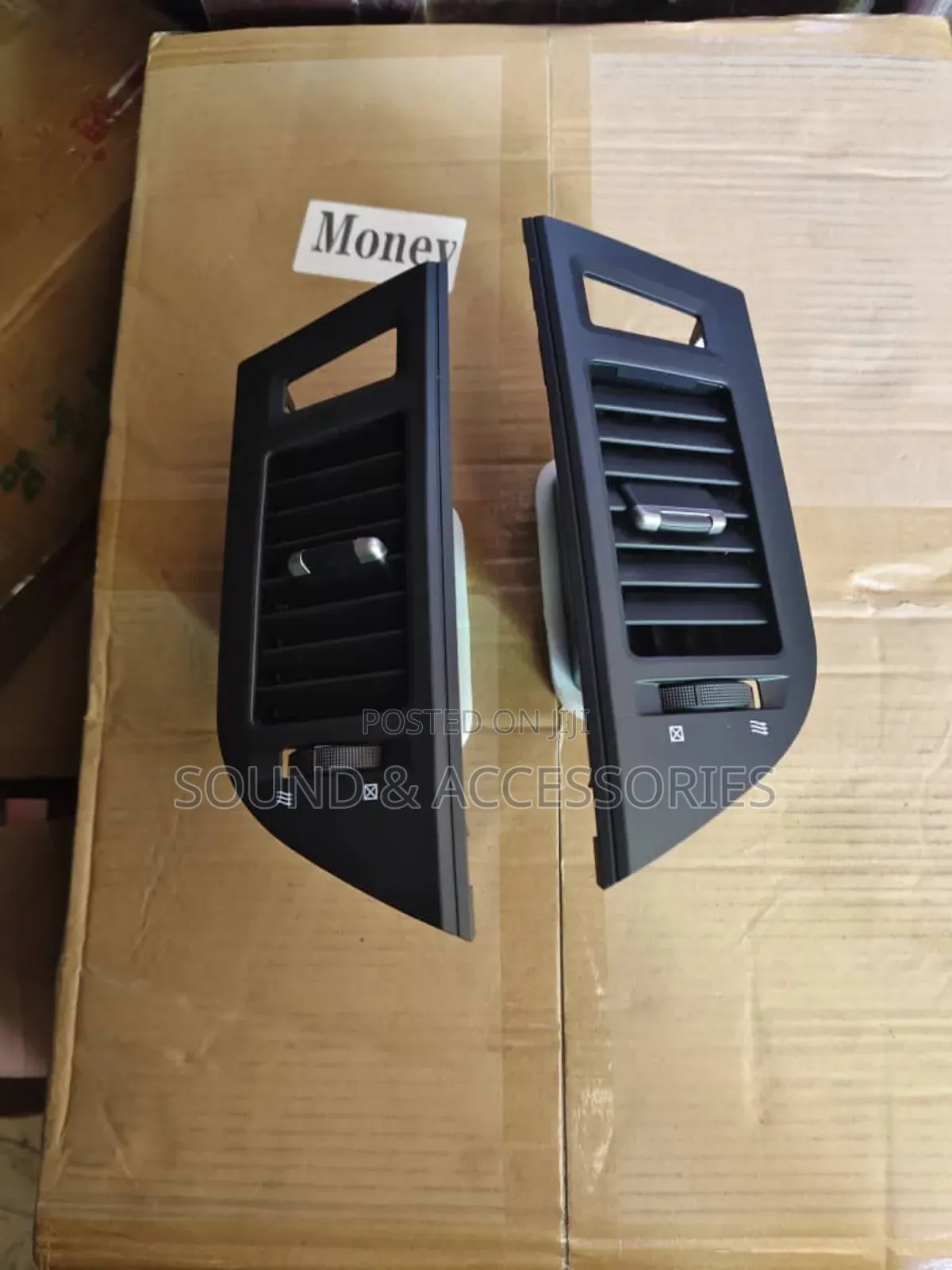 Mitsubishi Pajero Montero V87/93/95/97/98 07-22 a/C Air Vent