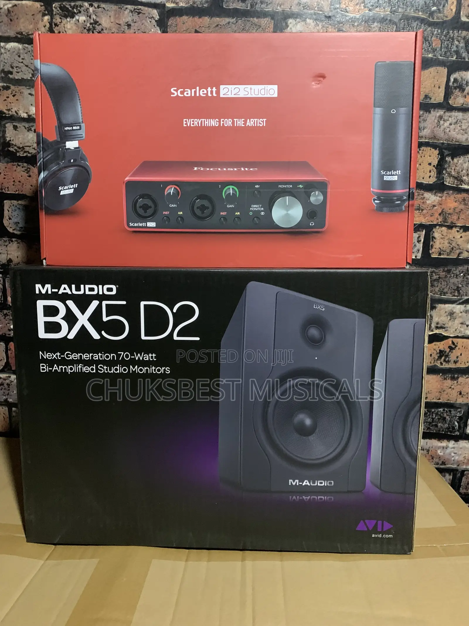 Maudio Bx5 D2 Focusrite Scarlett 2i2 Bunde