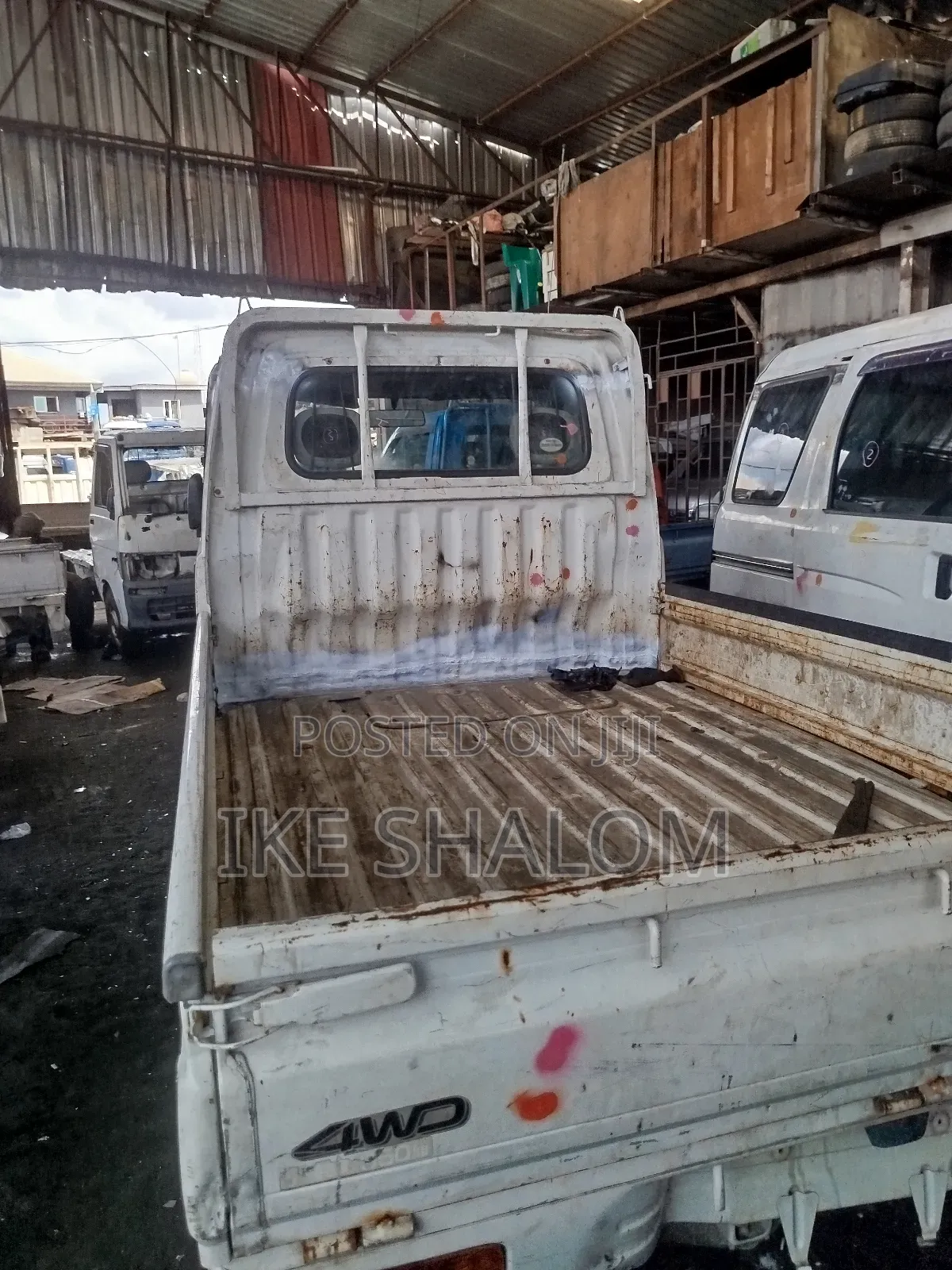 Daihatsu Hijet 2012 White
