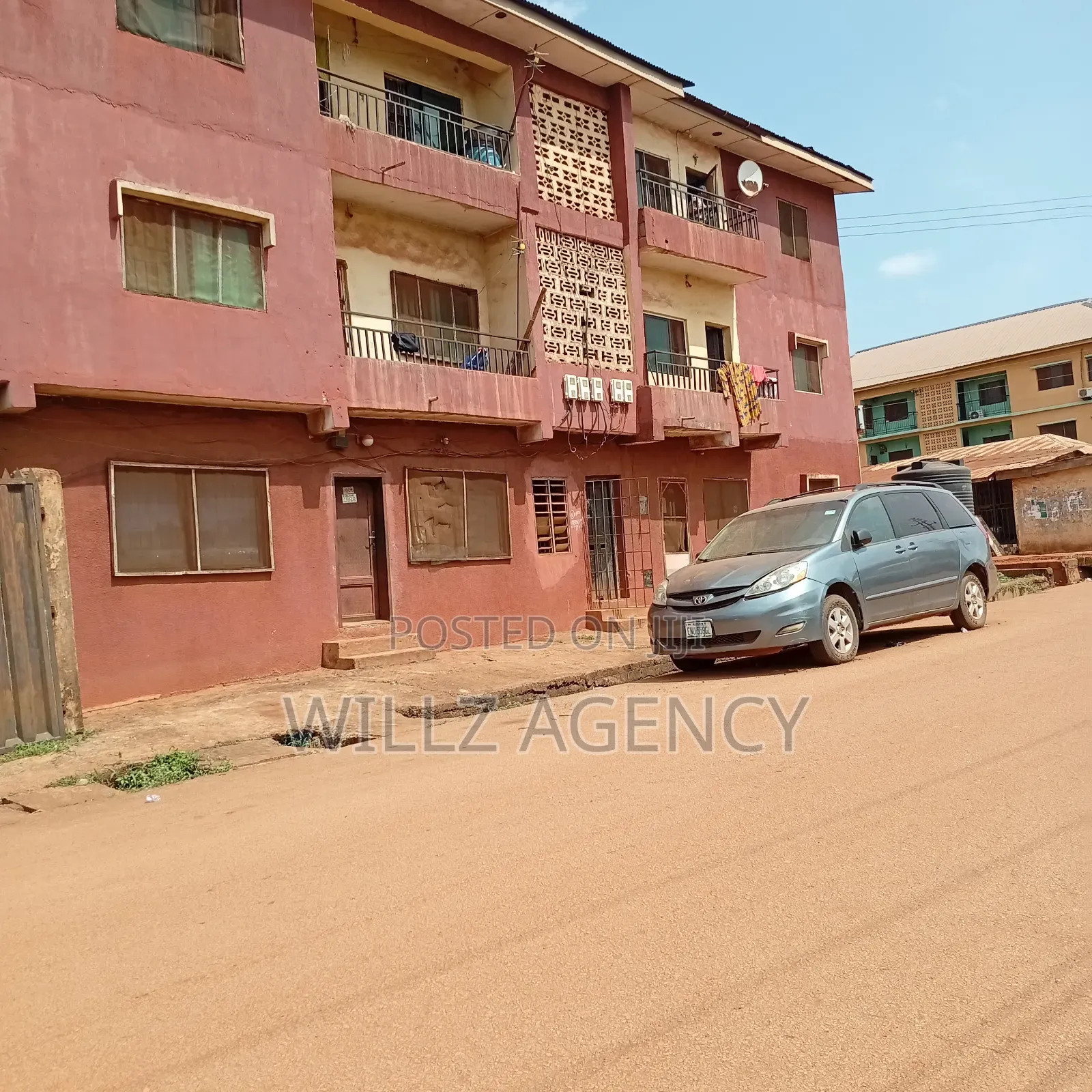 2bdrm Block of Flats in Enugu for sale