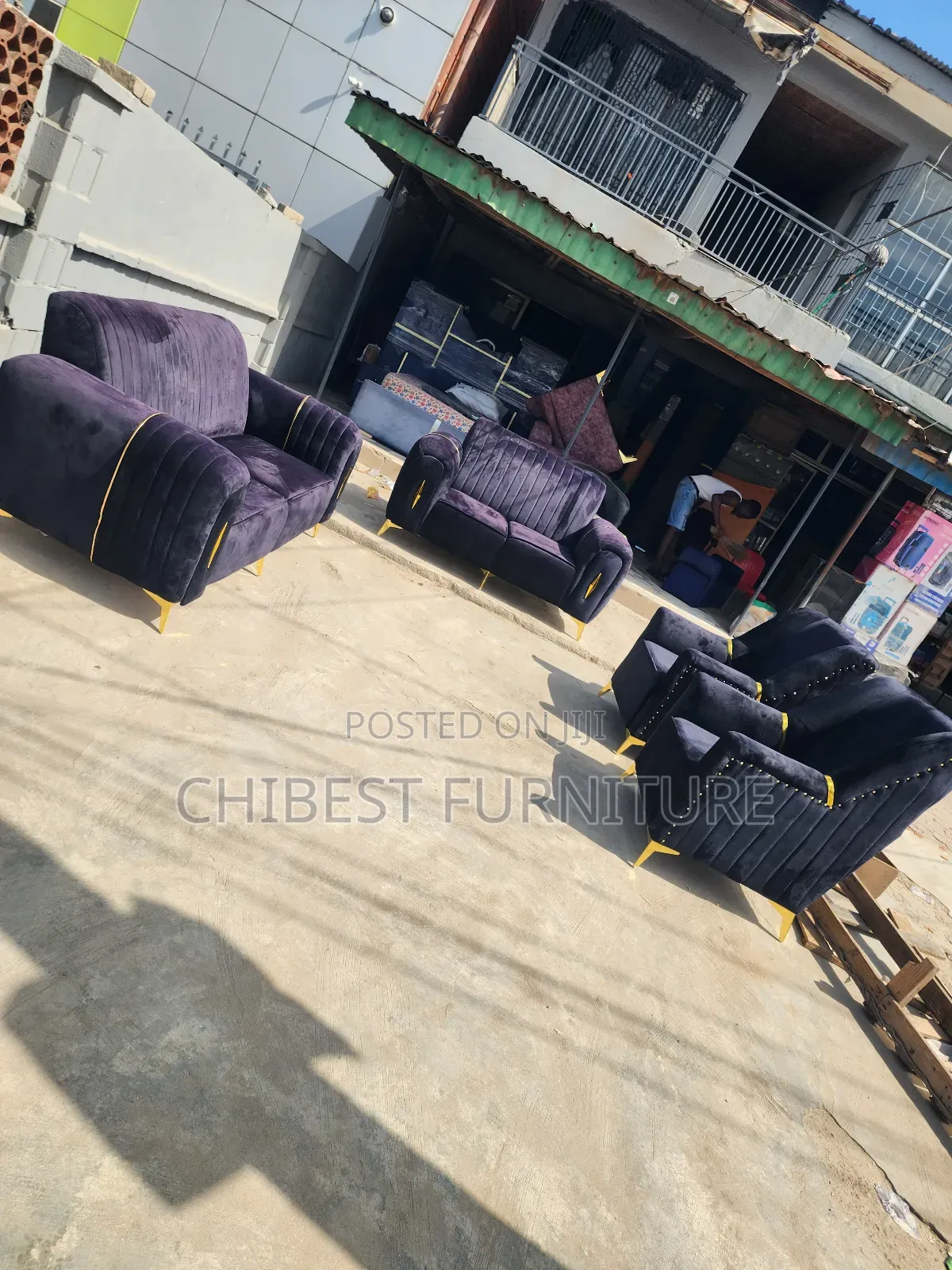 Neatly Constructed Set of Sofa Made With Quality Materials