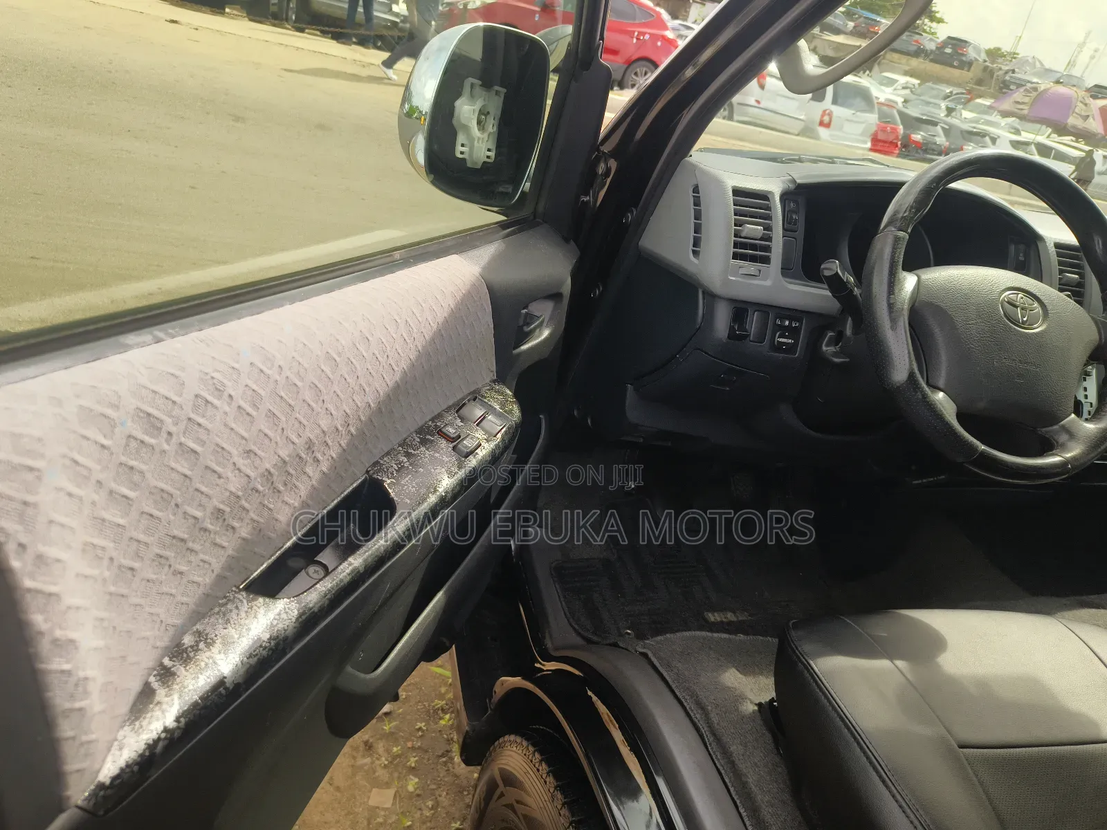 Toyota Grand HiAce 2014 Black
