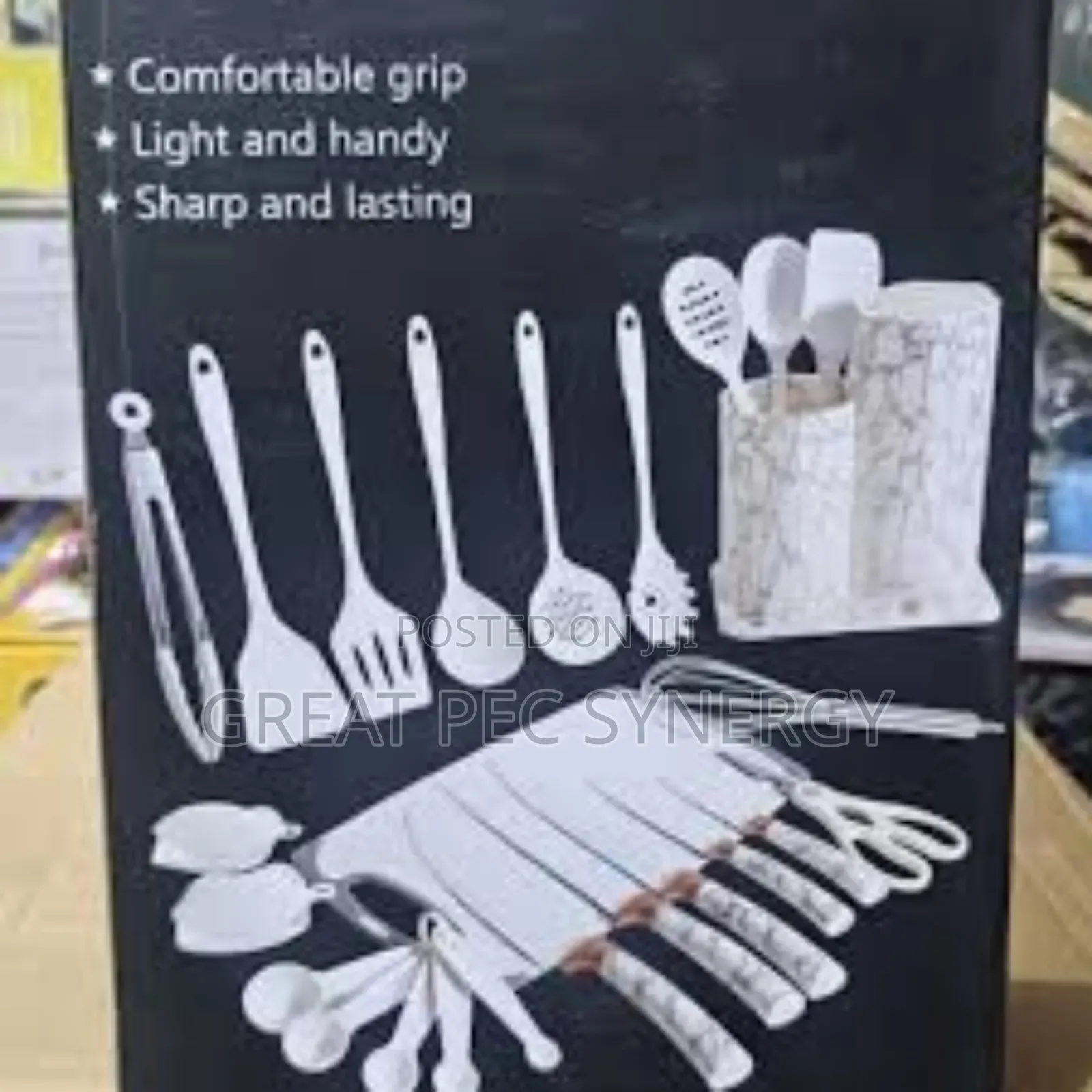 25 Pieces Set of Kitchenware Set With Spons and Knives