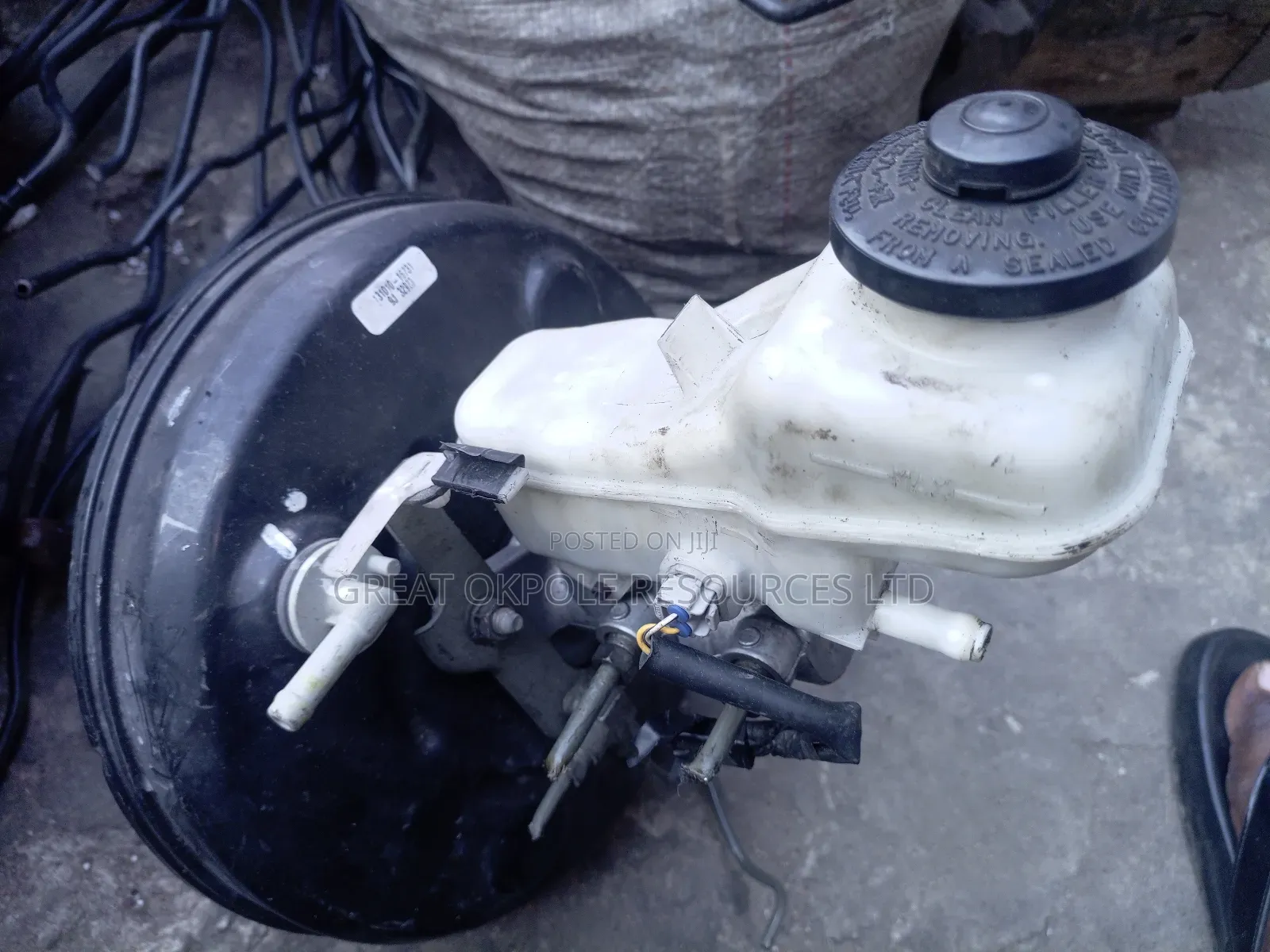 Toyota Corolla 2010-2017 Master and Booster