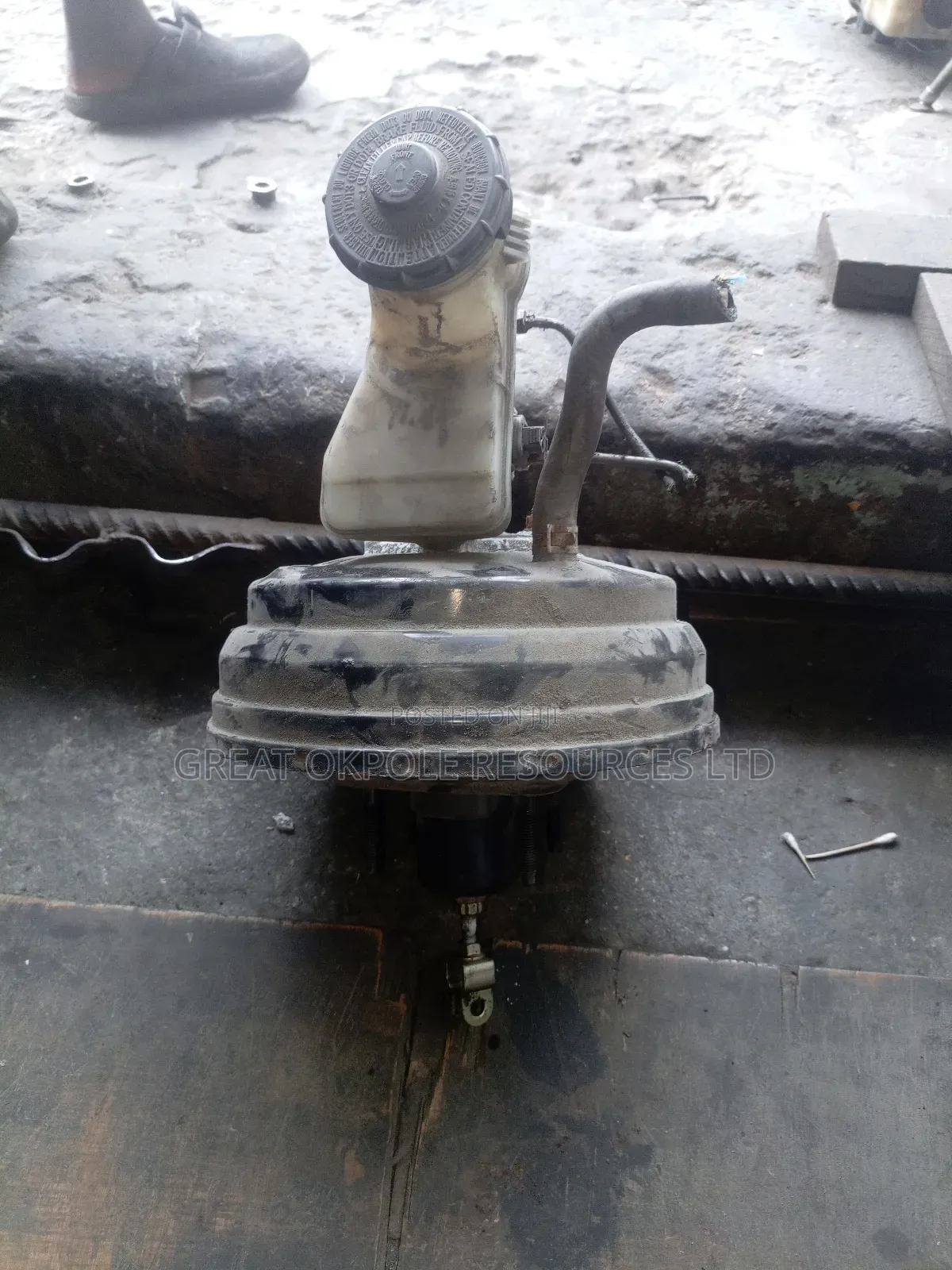 Honda C R v 2005-2007 Master Cylinder and Booster