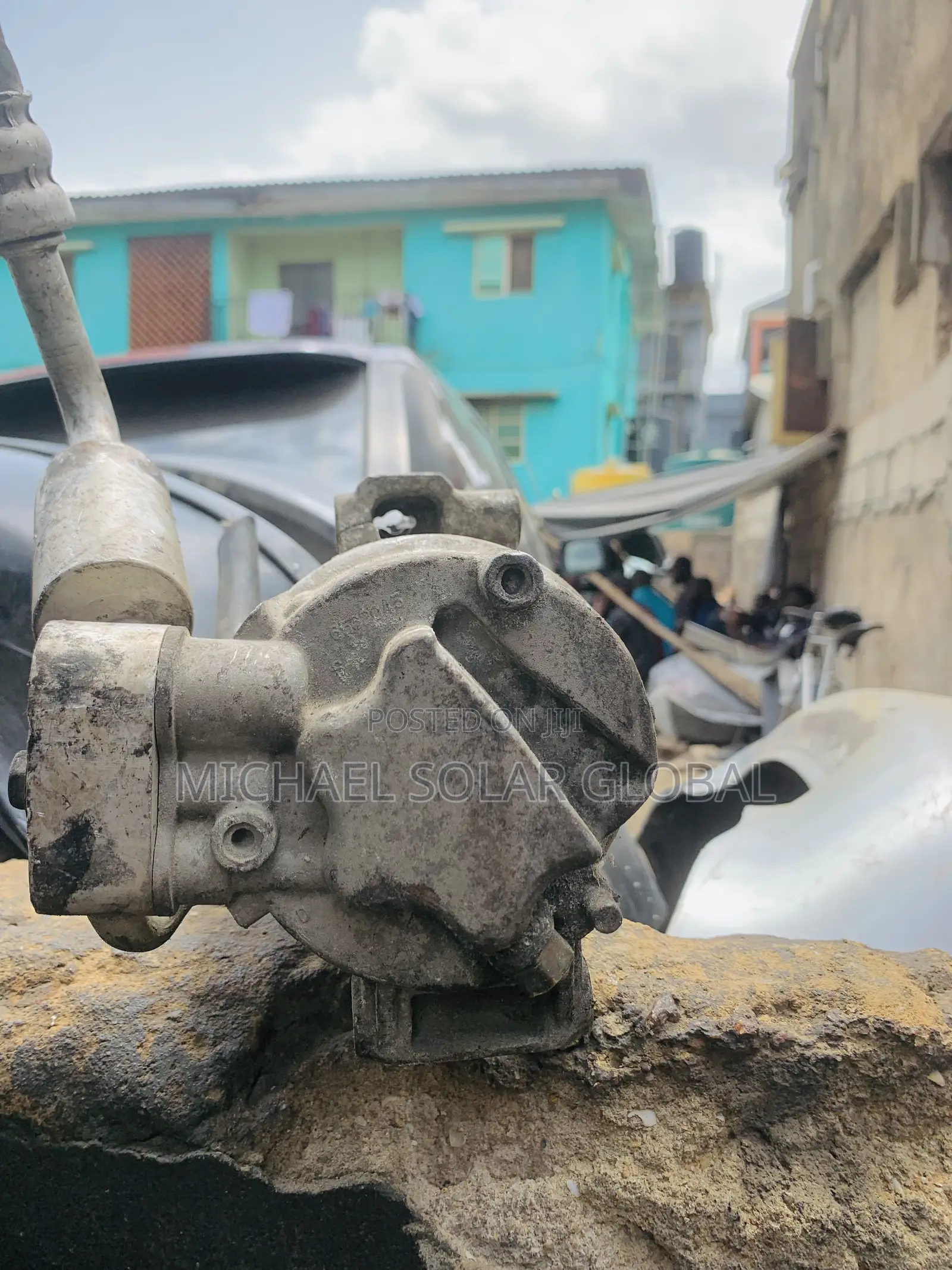 Pontiac Vibe a/C Compressor 2005 Model