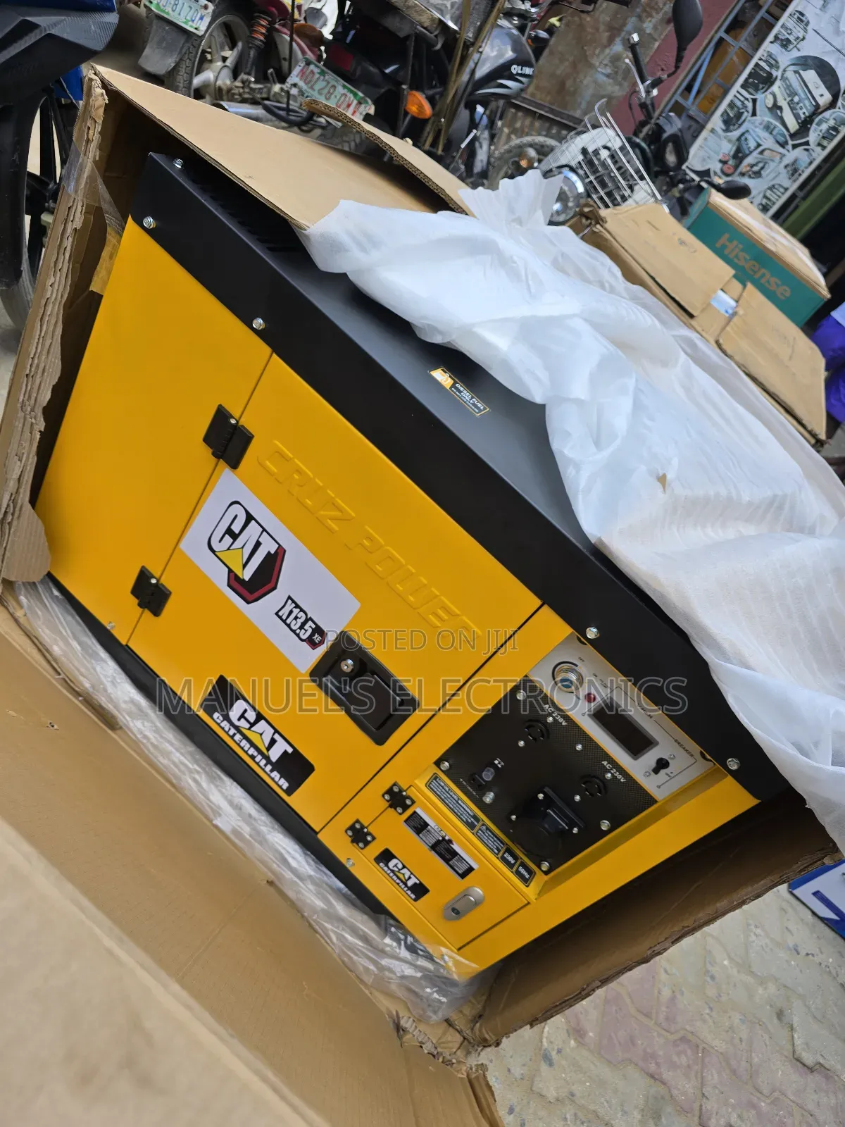 《》(12.5kva)A Brand New Cat Diesel Soundproof Gen 1year Wty