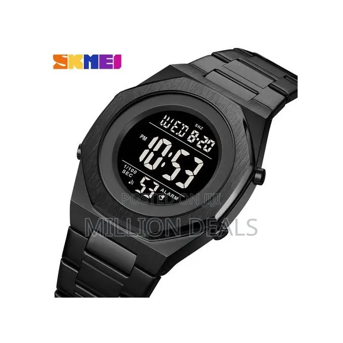 Black Men's Round Digital Waterproof Wrist Watch