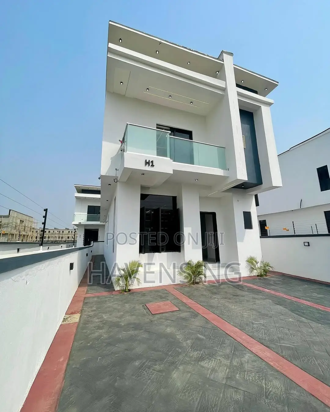 4bdrm Duplex in Lekki Phase 1 for sale