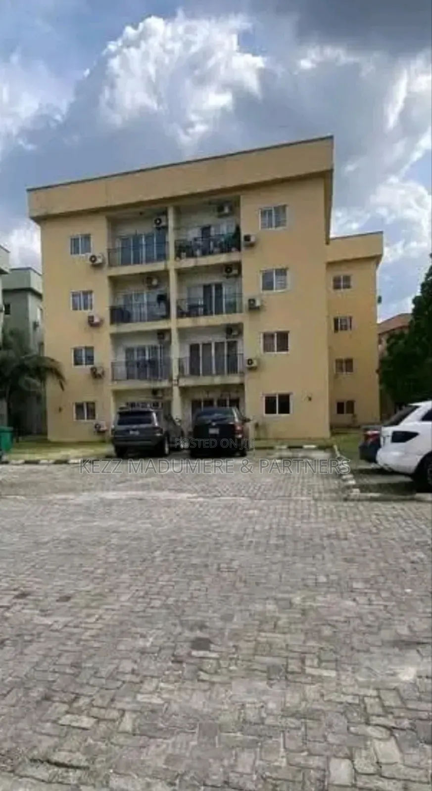Furnished 2bdrm Apartment in Golf Estate Trans for sale