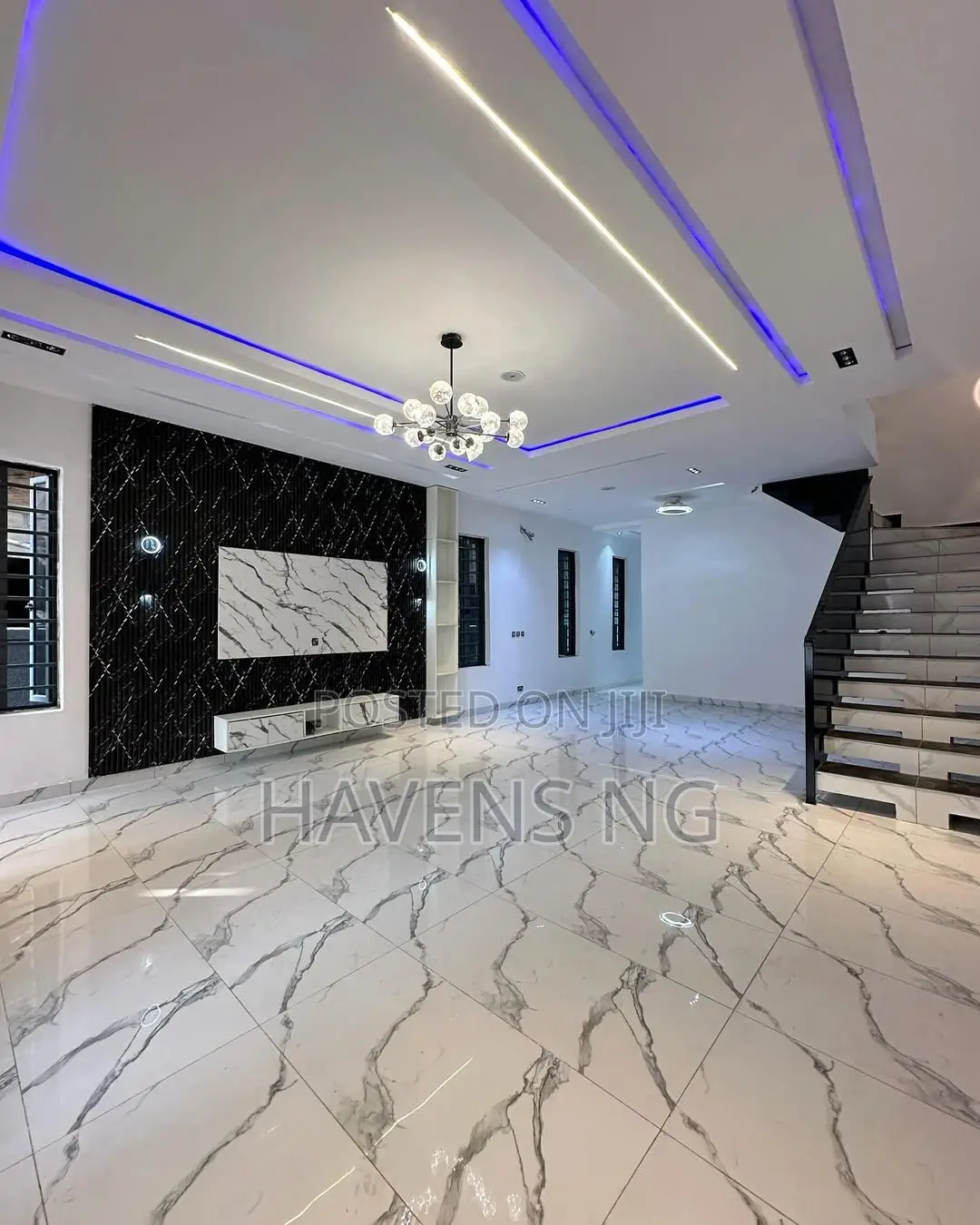 5bdrm Duplex in Lekki Phase 1 for sale