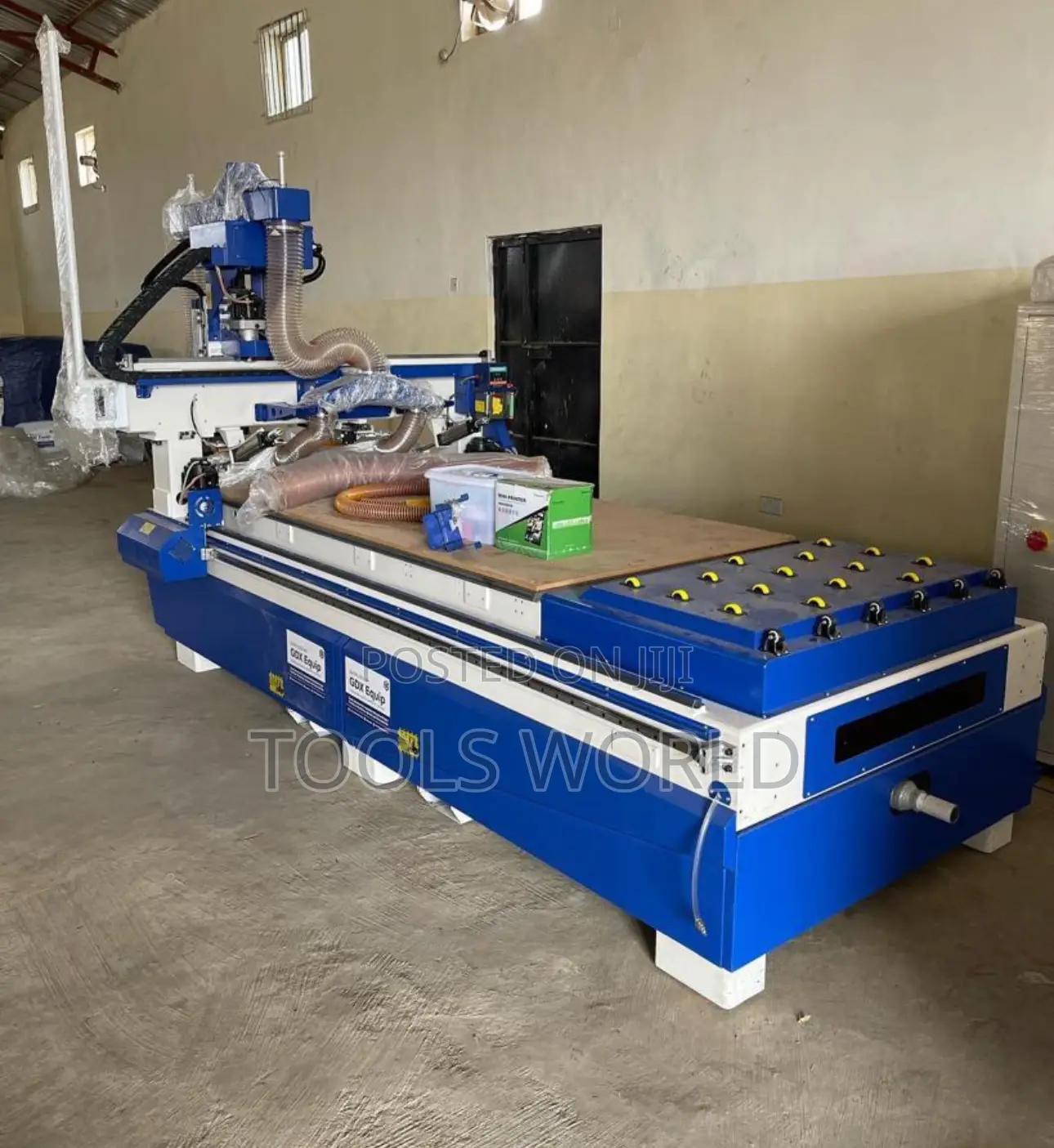 Heavy-Duty CNC Router 1325x With Auto Tool Changer (12 Tools