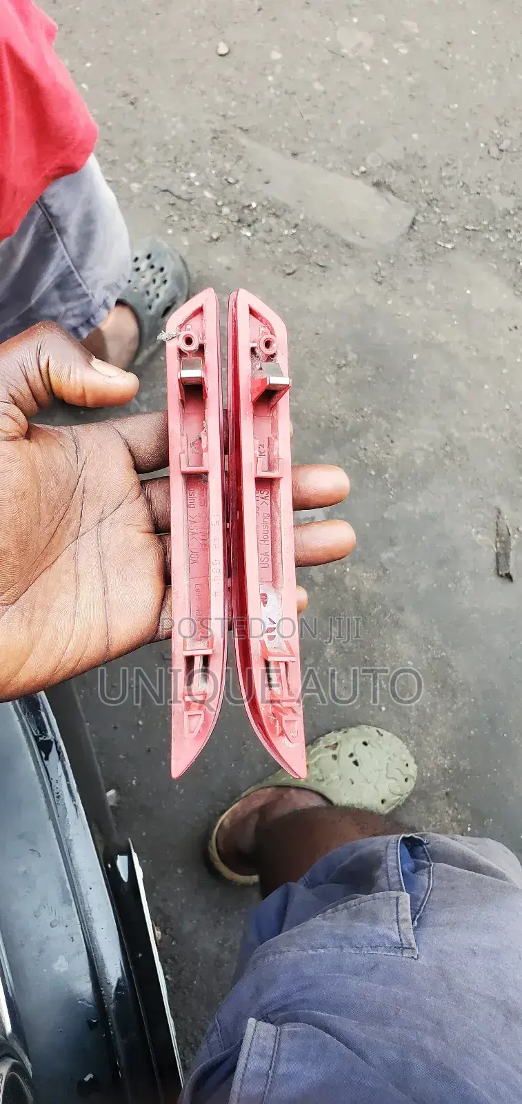 Back Bumper Reflector 2014 Honda CRV