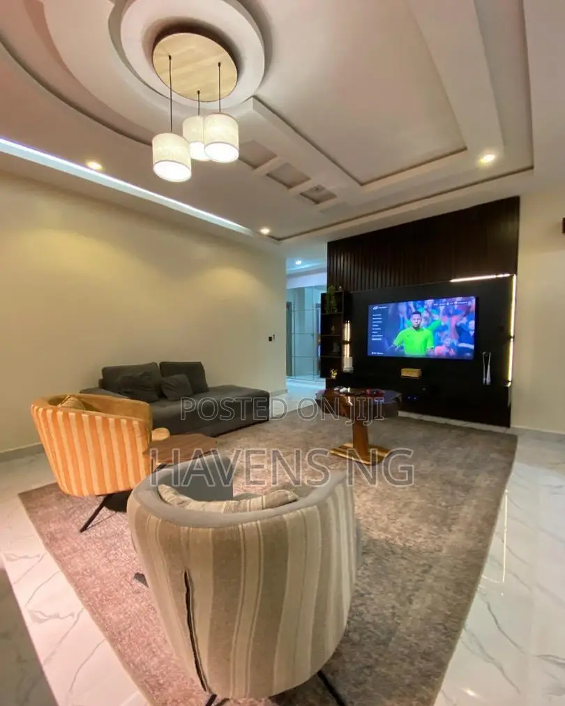Luxury 3-Bedroom Apartment