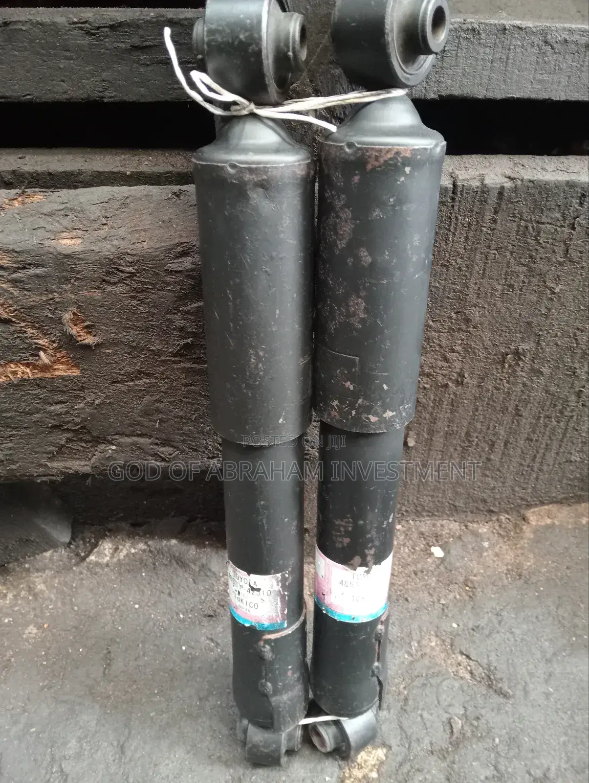Toyota Rav4 Back Shock Absorber 2010