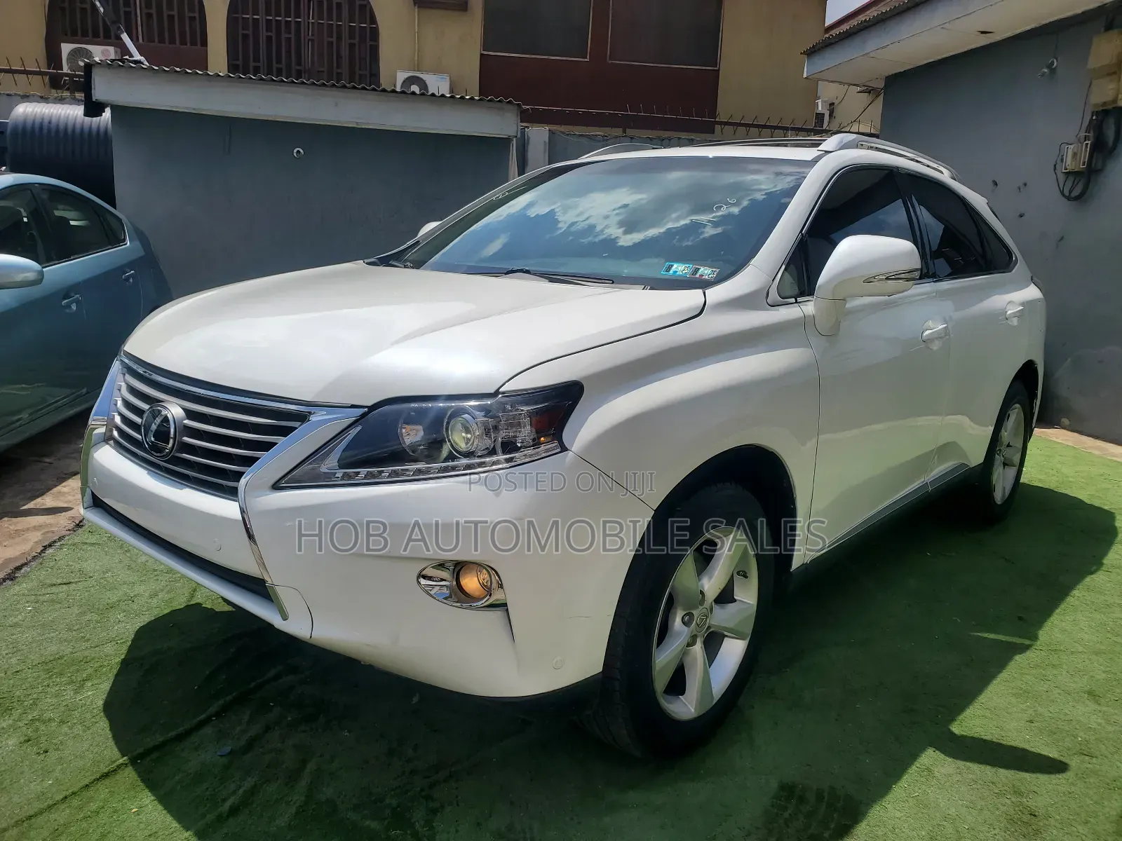 Lexus RX 350 FWD 2013 White