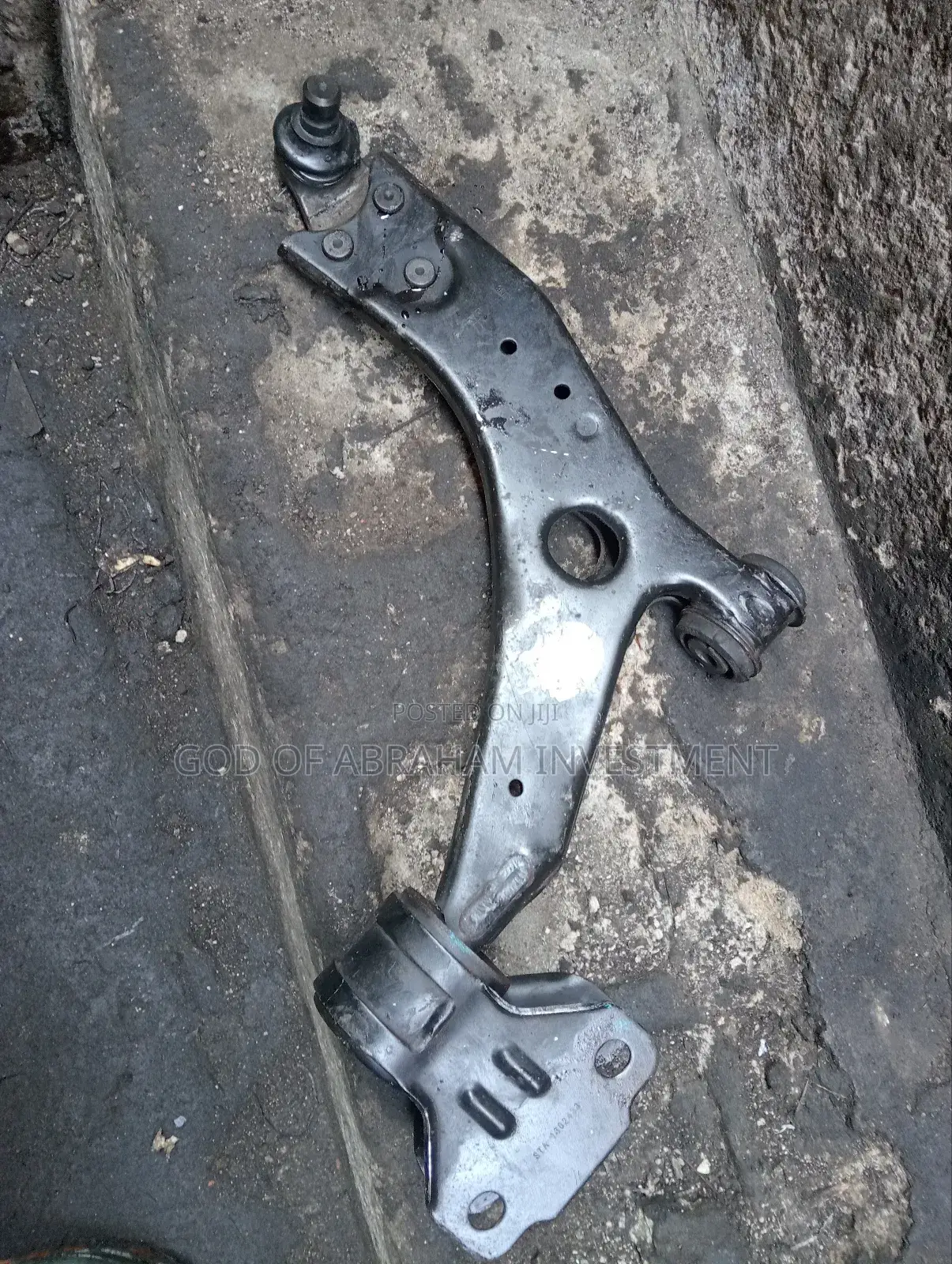 Lower Arm Ford Focus 2013 Model