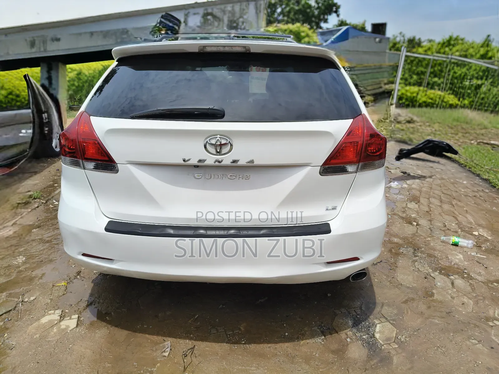 Toyota Venza LE 4dr Wagon (2.7L 4cyl 6A) 2015 White