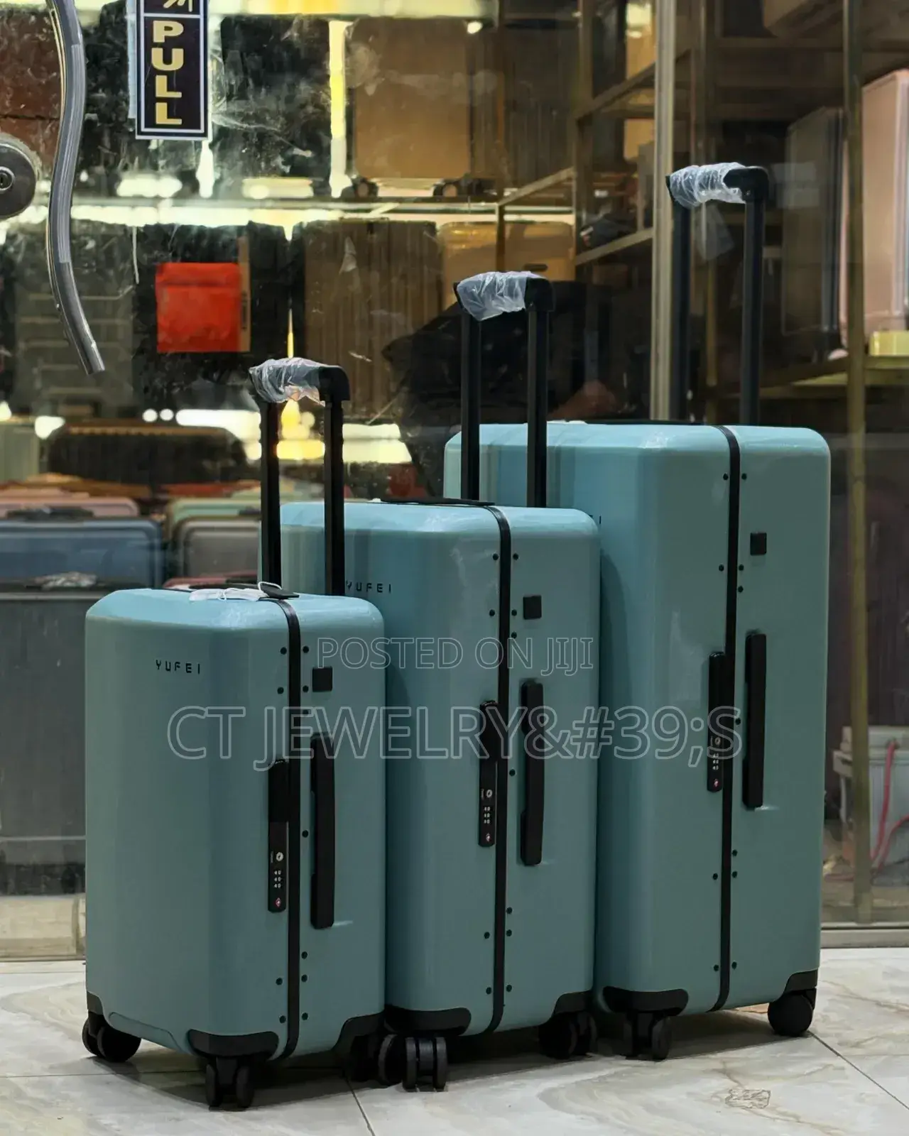Nice Collection of Traveling Boxes(Size L28"M24"S20")Quality