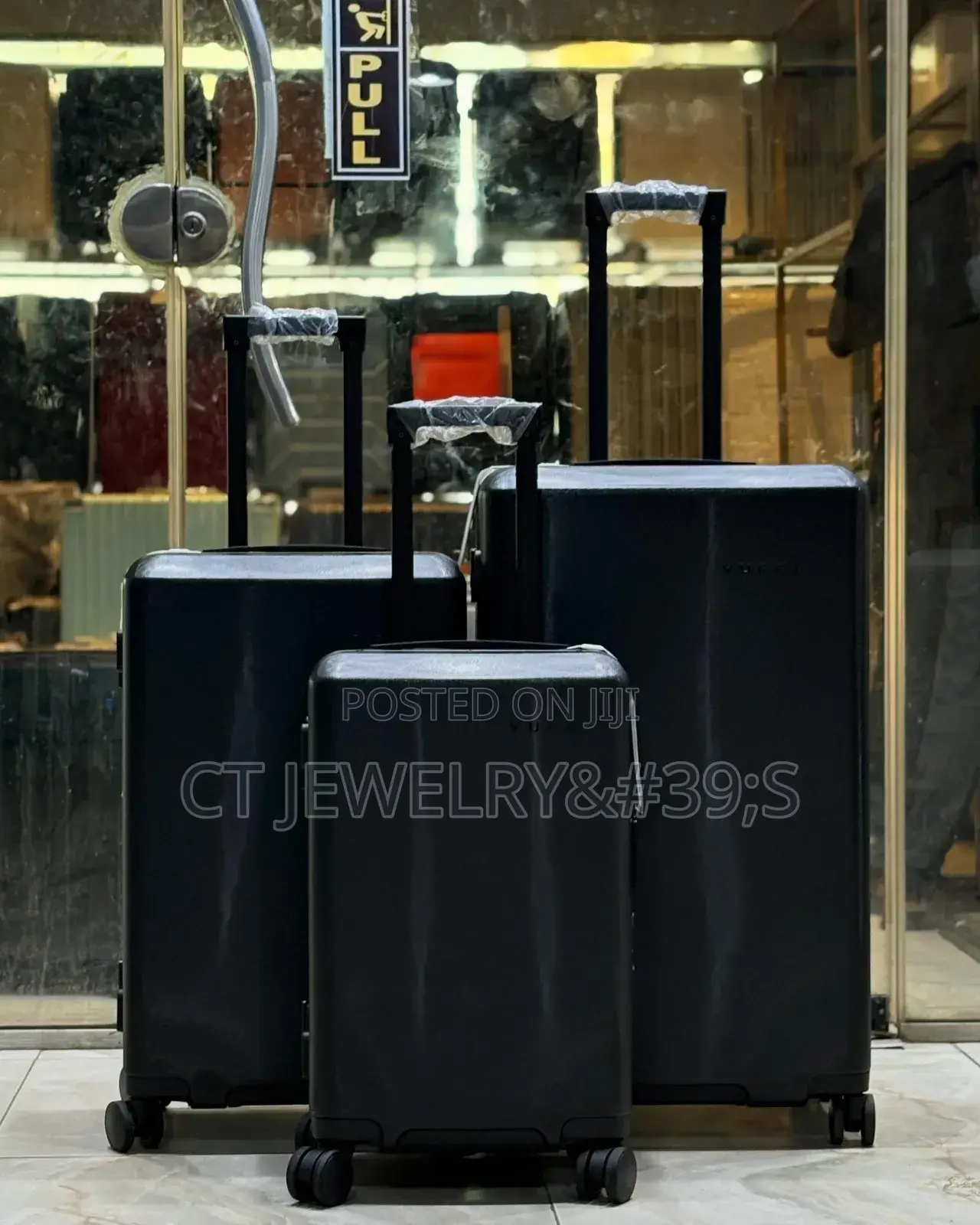 Nice Collection of Traveling Boxes(Size L28"M24"S20")Quality