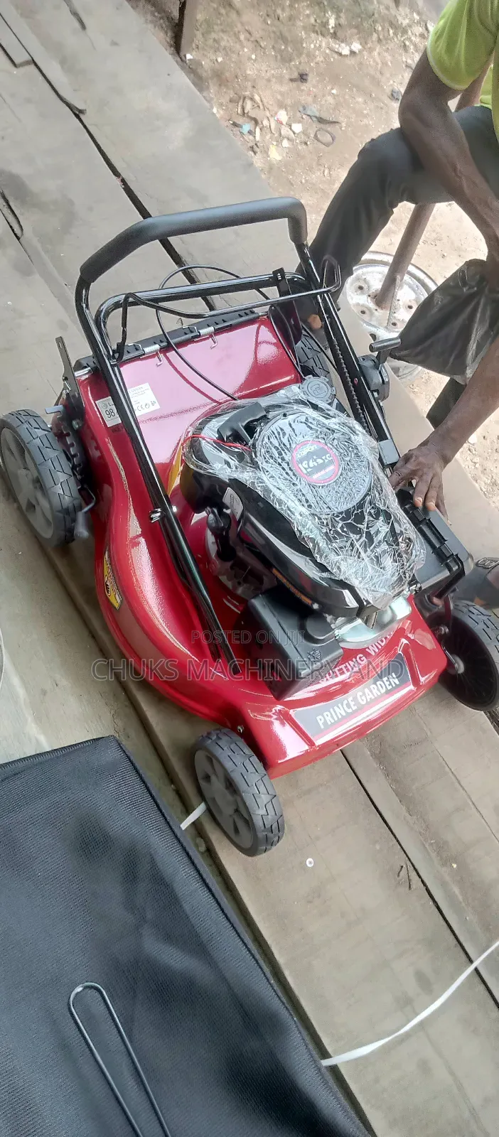 750 Series Lawn Mower