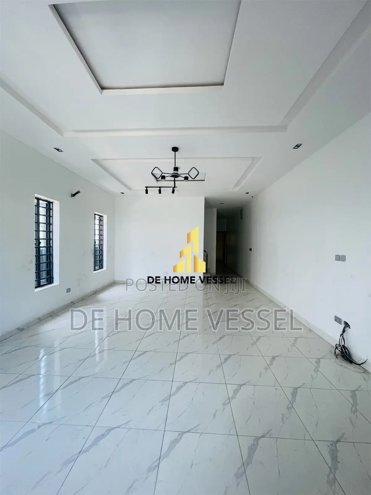 4bdrm Duplex in Ikota for sale