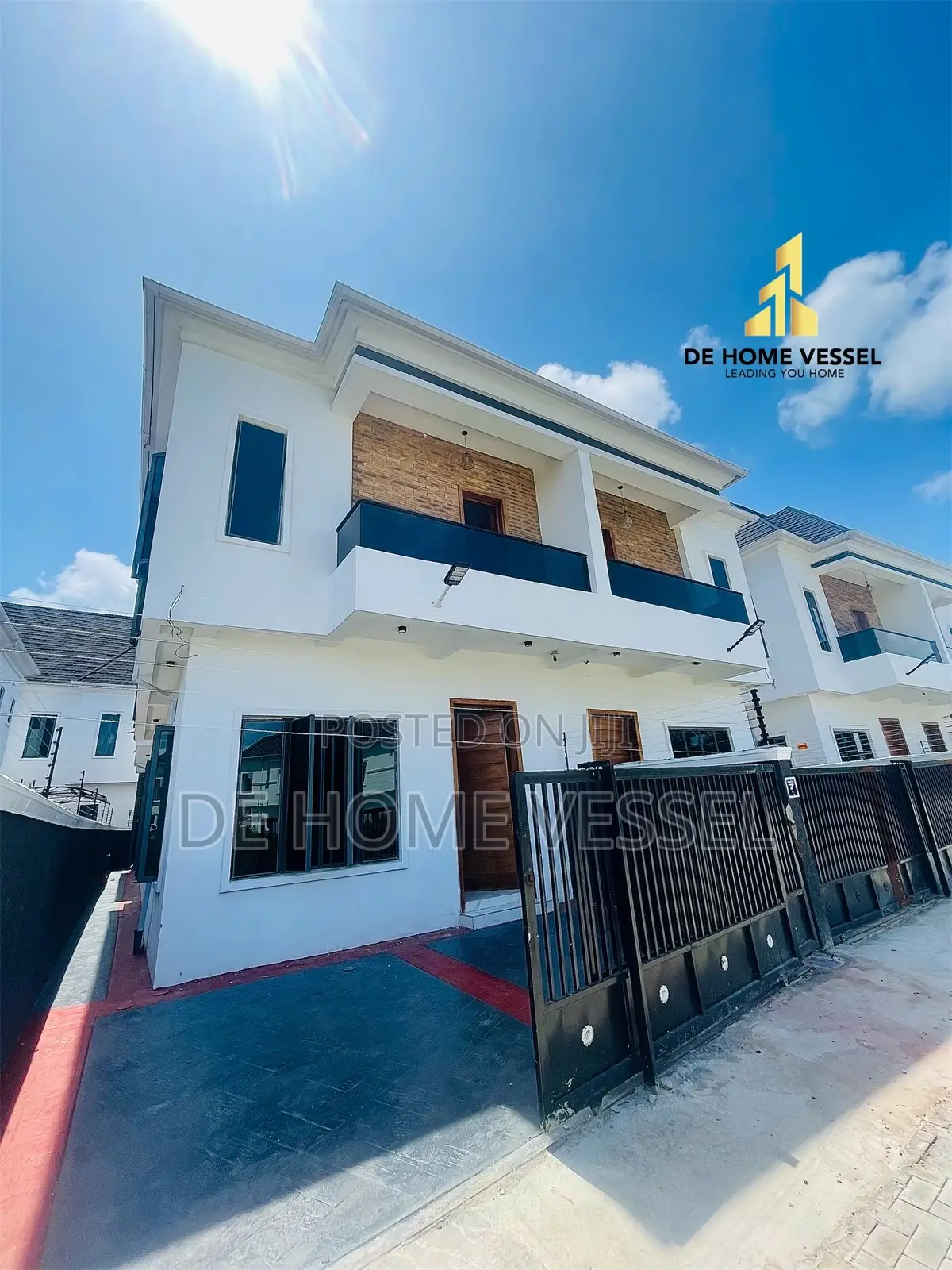 4bdrm Duplex in Ikota for sale
