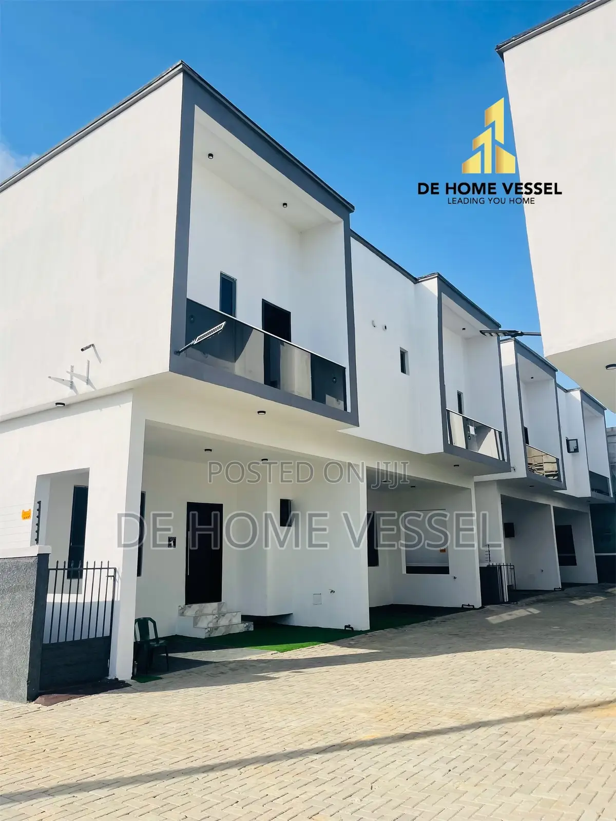 3bdrm Townhouse/Terrace in Ajah for sale