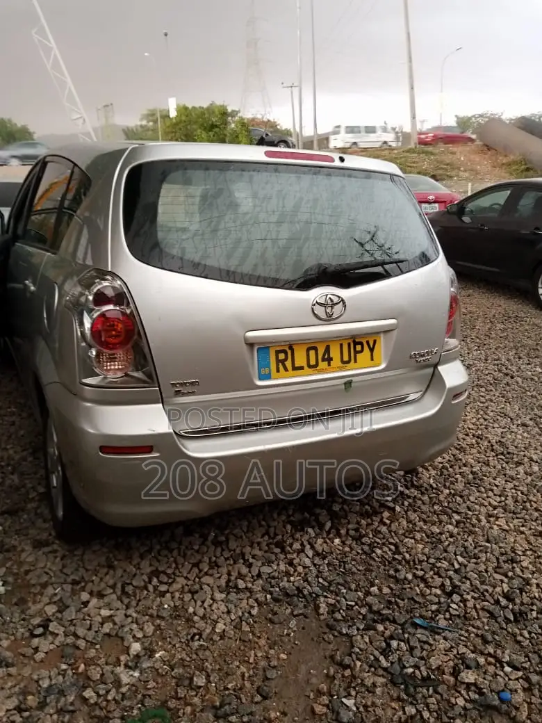 Toyota Corolla Verso 1.8 2004 Silver