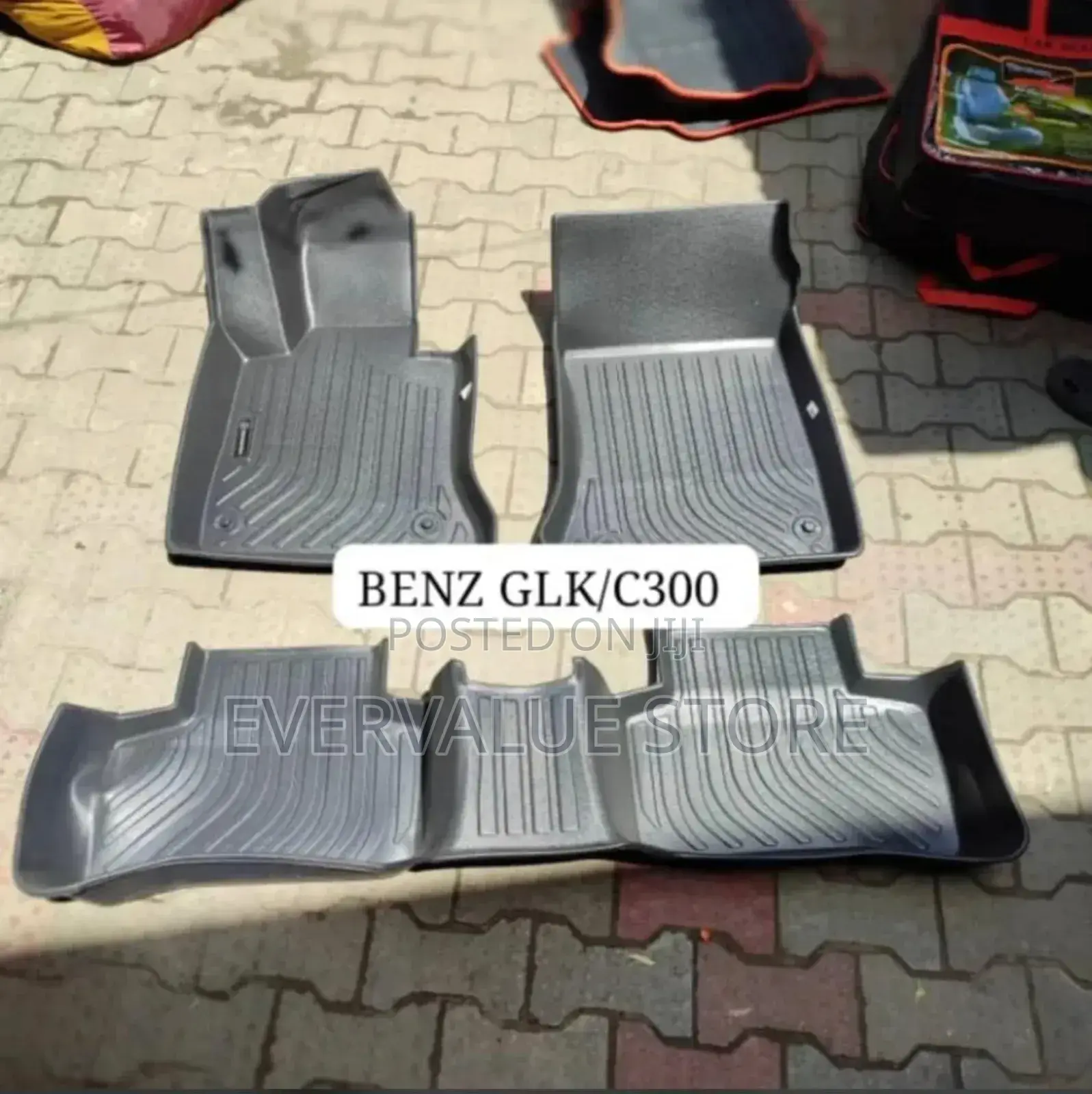 Mercedes Benz GLK / C300 Tpe Customized Floor Mat