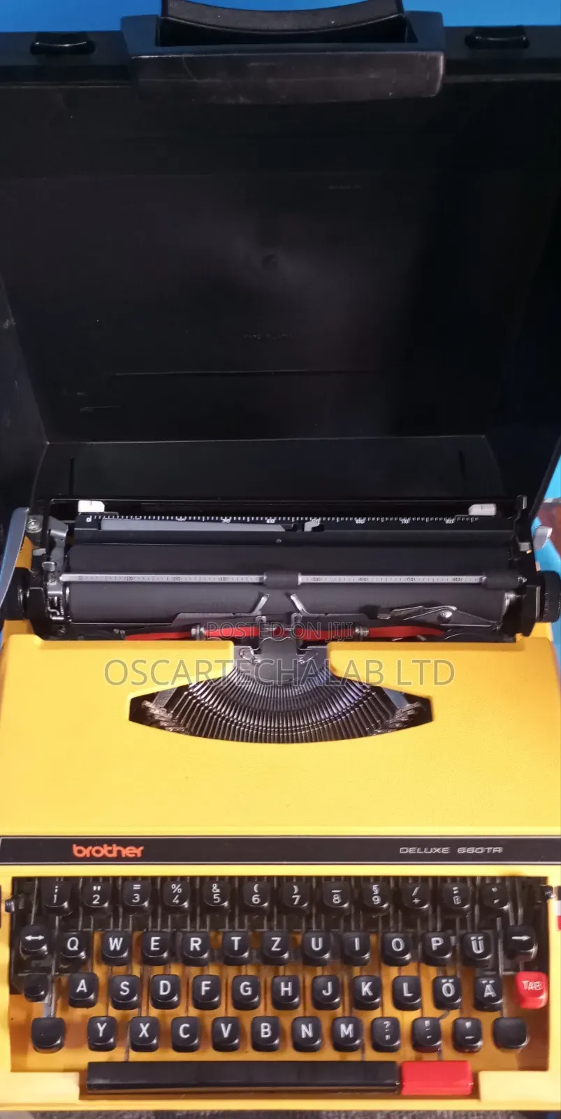 Brother Deluxe 660tr Portable Manual Typewriter (In Box)