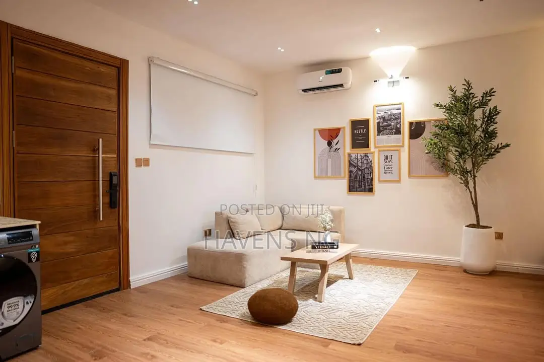 Luxury 1-Bedroom Apartment in Ocean View, Rooftop, and Pool.