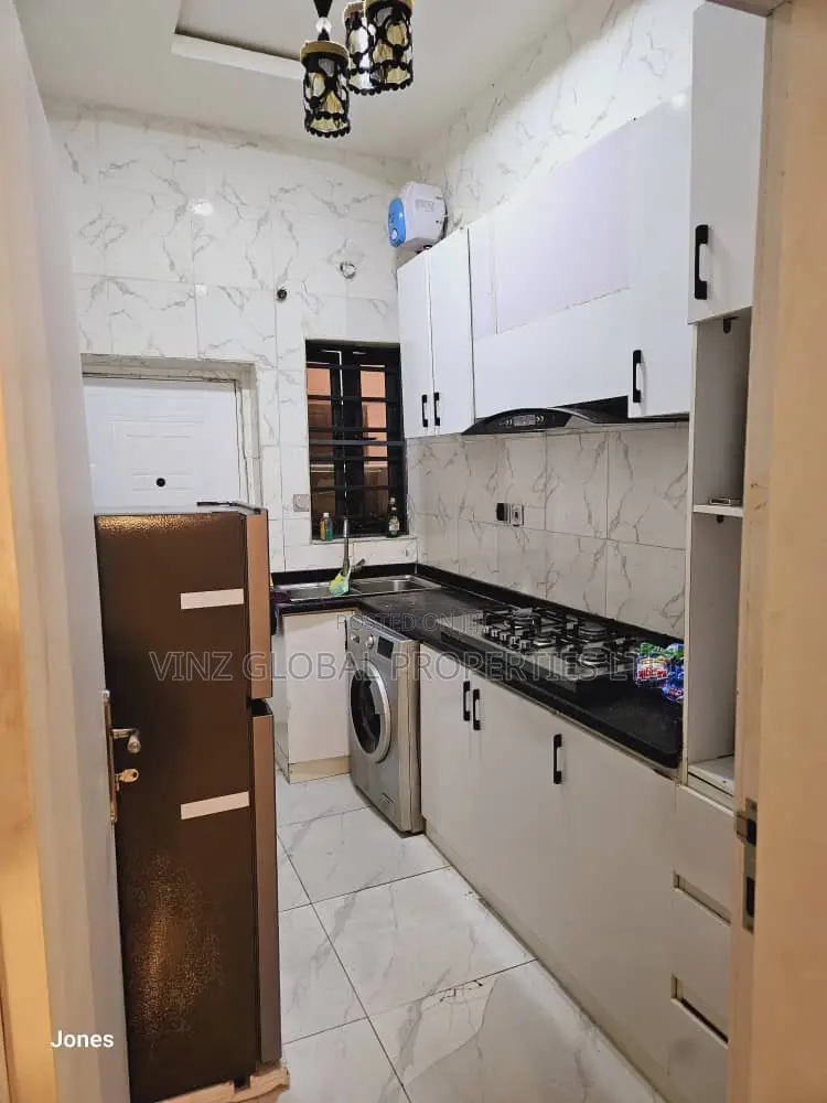 Exquisite Luxury 3 Bedroom Duplex Apartment