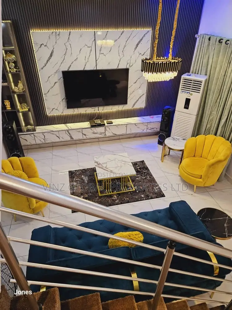 Exquisite Luxury 3 Bedroom Duplex Apartment