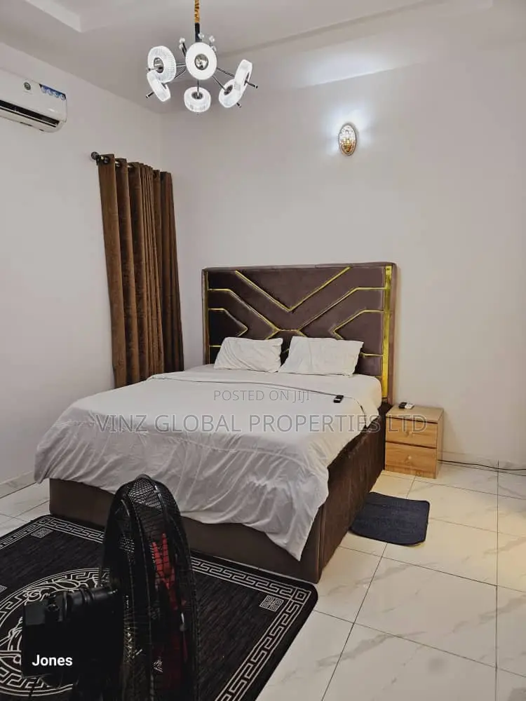 Exquisite Luxury 3 Bedroom Duplex Apartment
