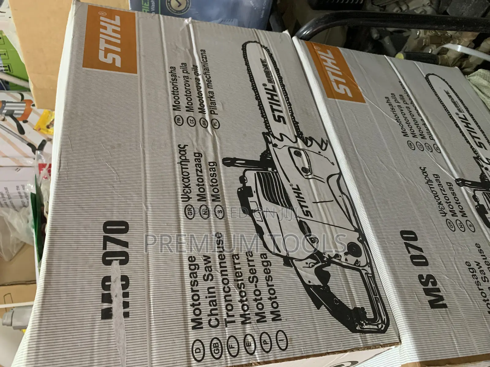 Good Quality Stihl Petrol Chainsaw 32 Inches