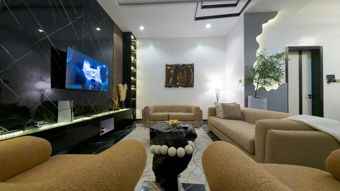 Luxurious 4-Bedroom Apartment With Private Rooftop, Cinema