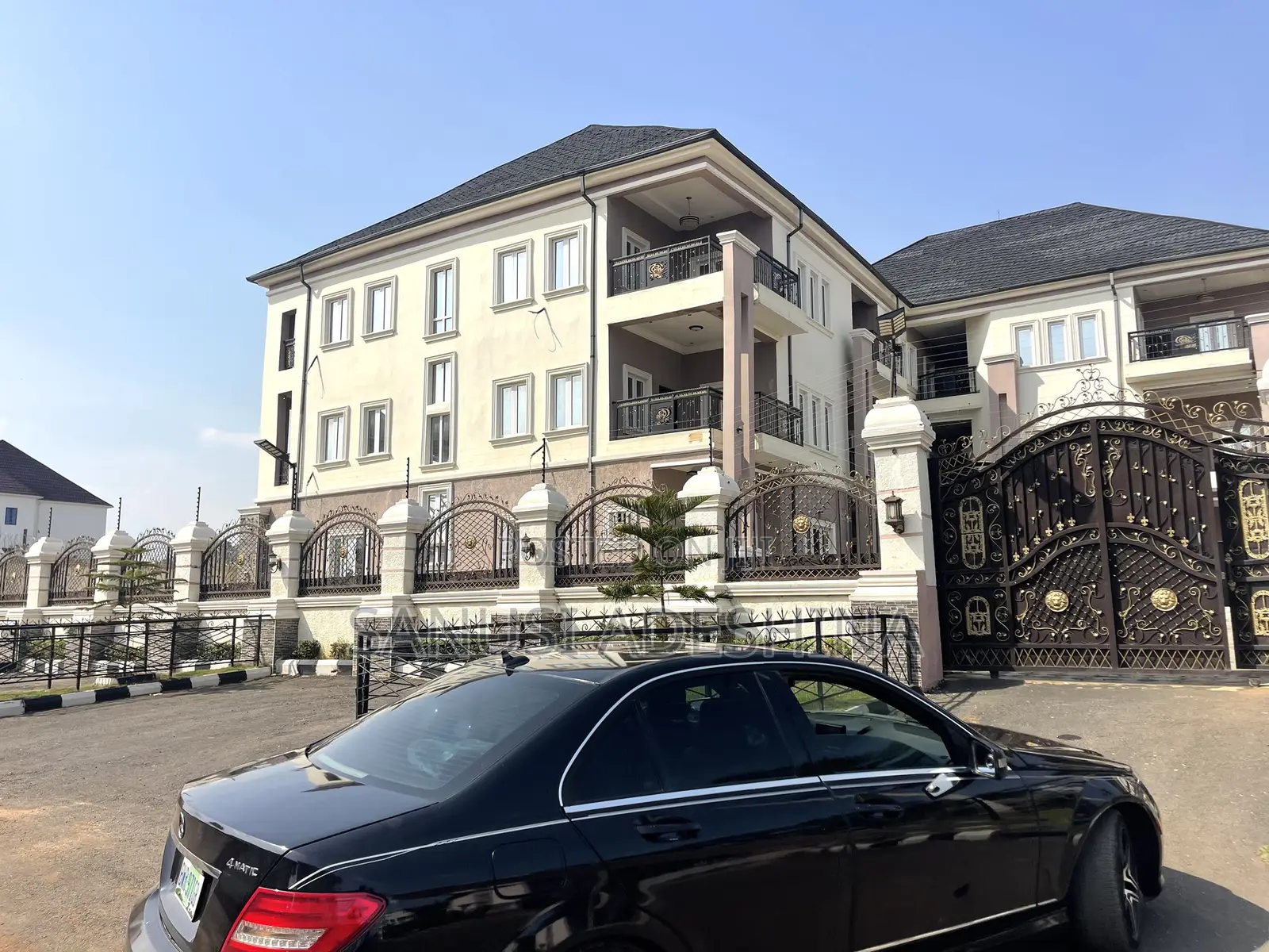 4bdrm Duplex in Life Camp By Stellar for sale