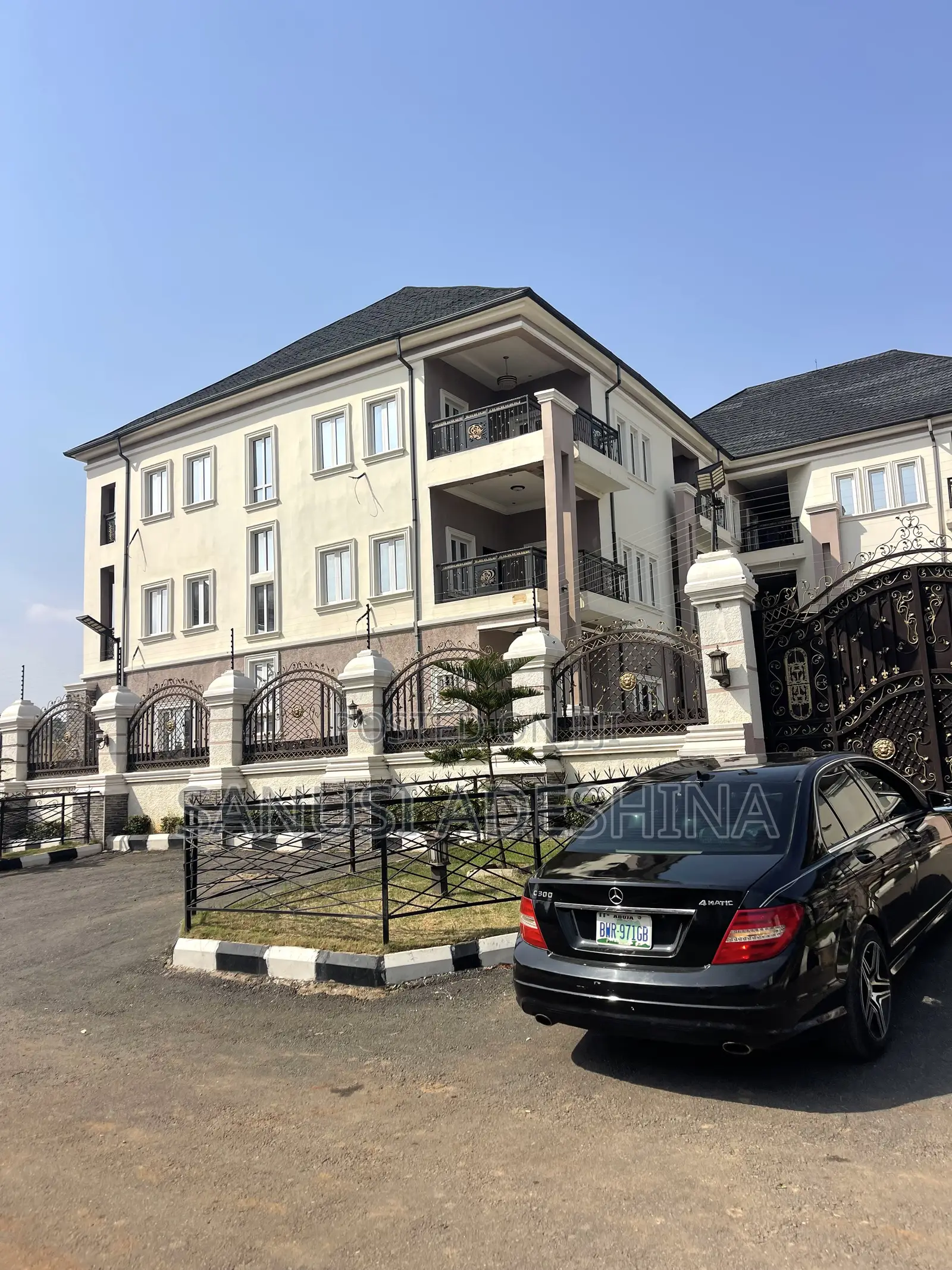 4bdrm Duplex in Life Camp By Stellar for sale
