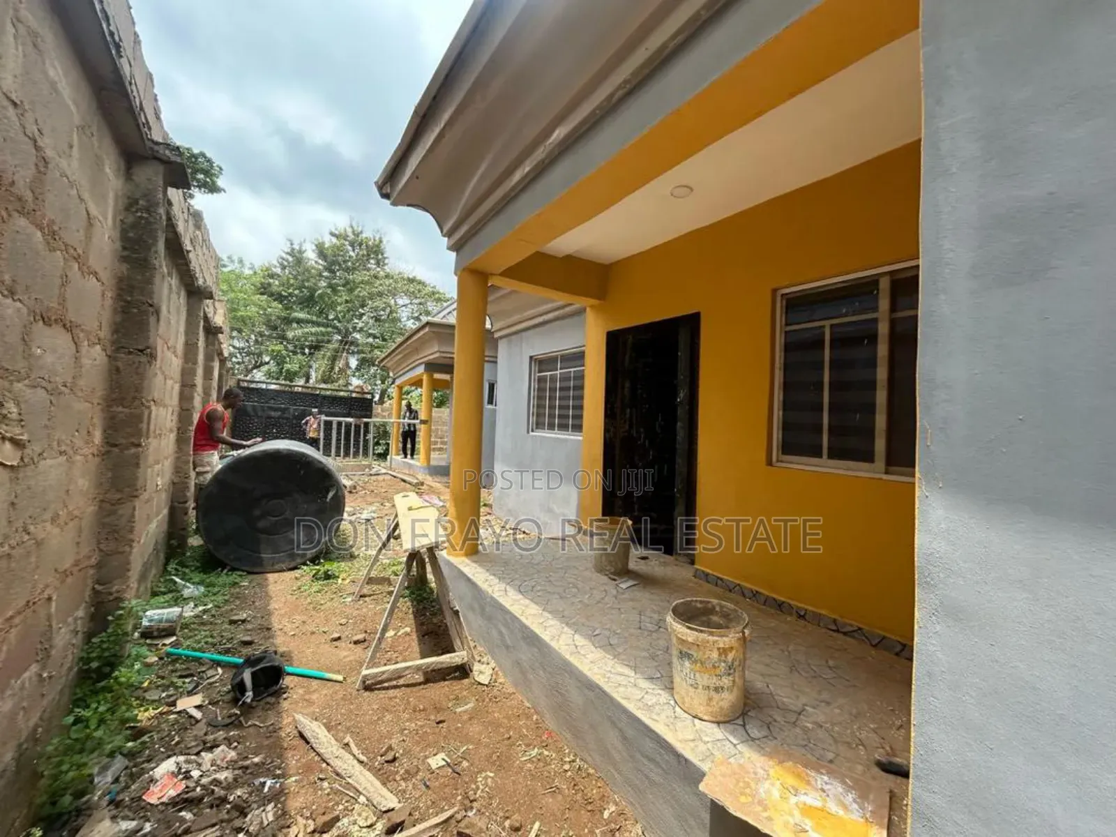 6bdrm Block of Flats in Bola, Ojoo for sale